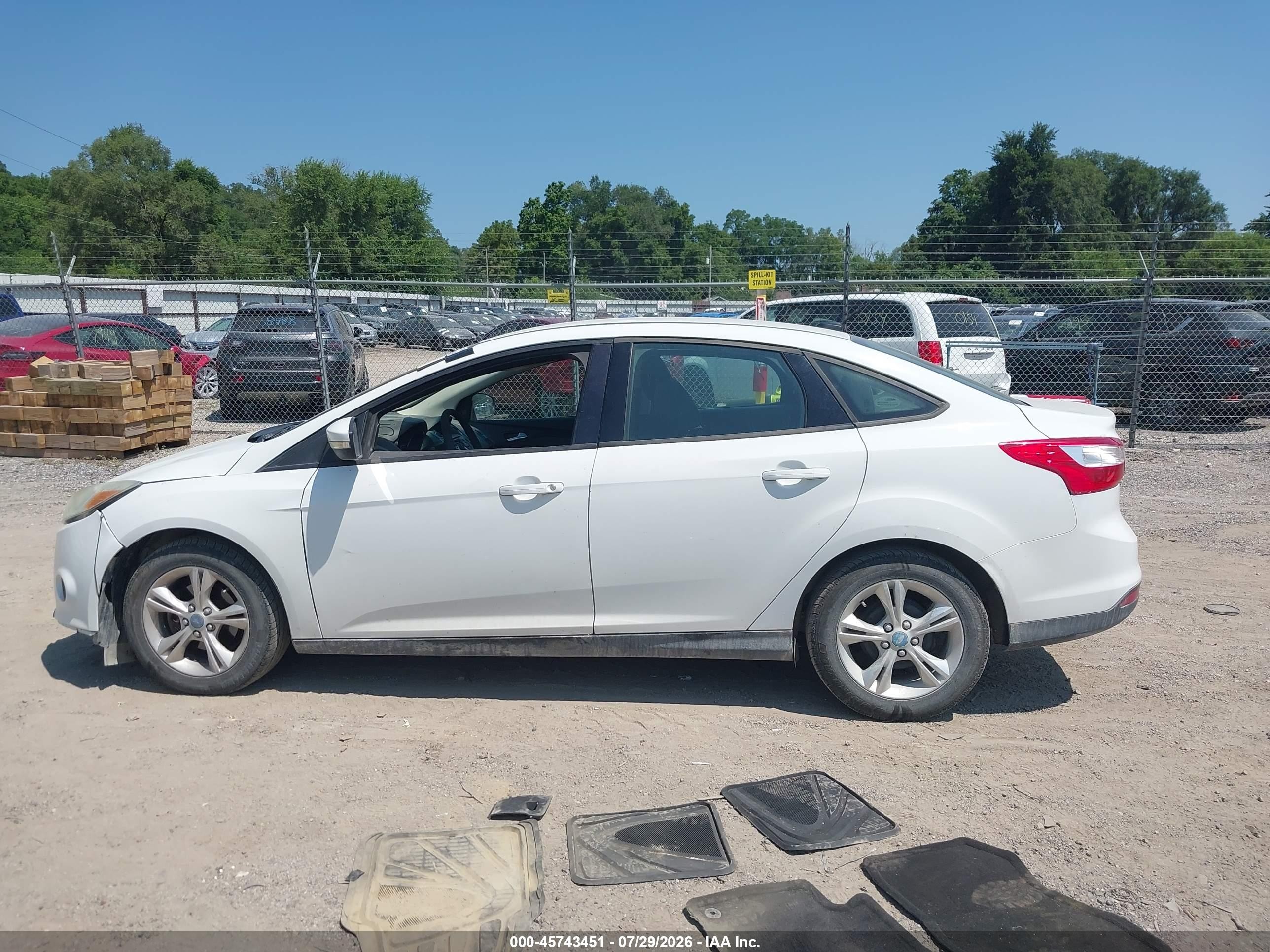2013 Ford Focus Se White vin: 1FADP3F20DL188374