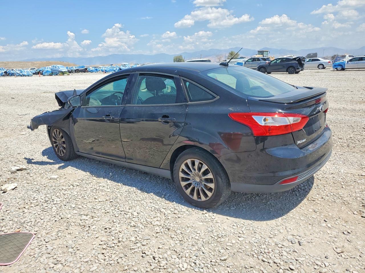 2013 Ford Focus Se Black vin: 1FADP3F20DL190335
