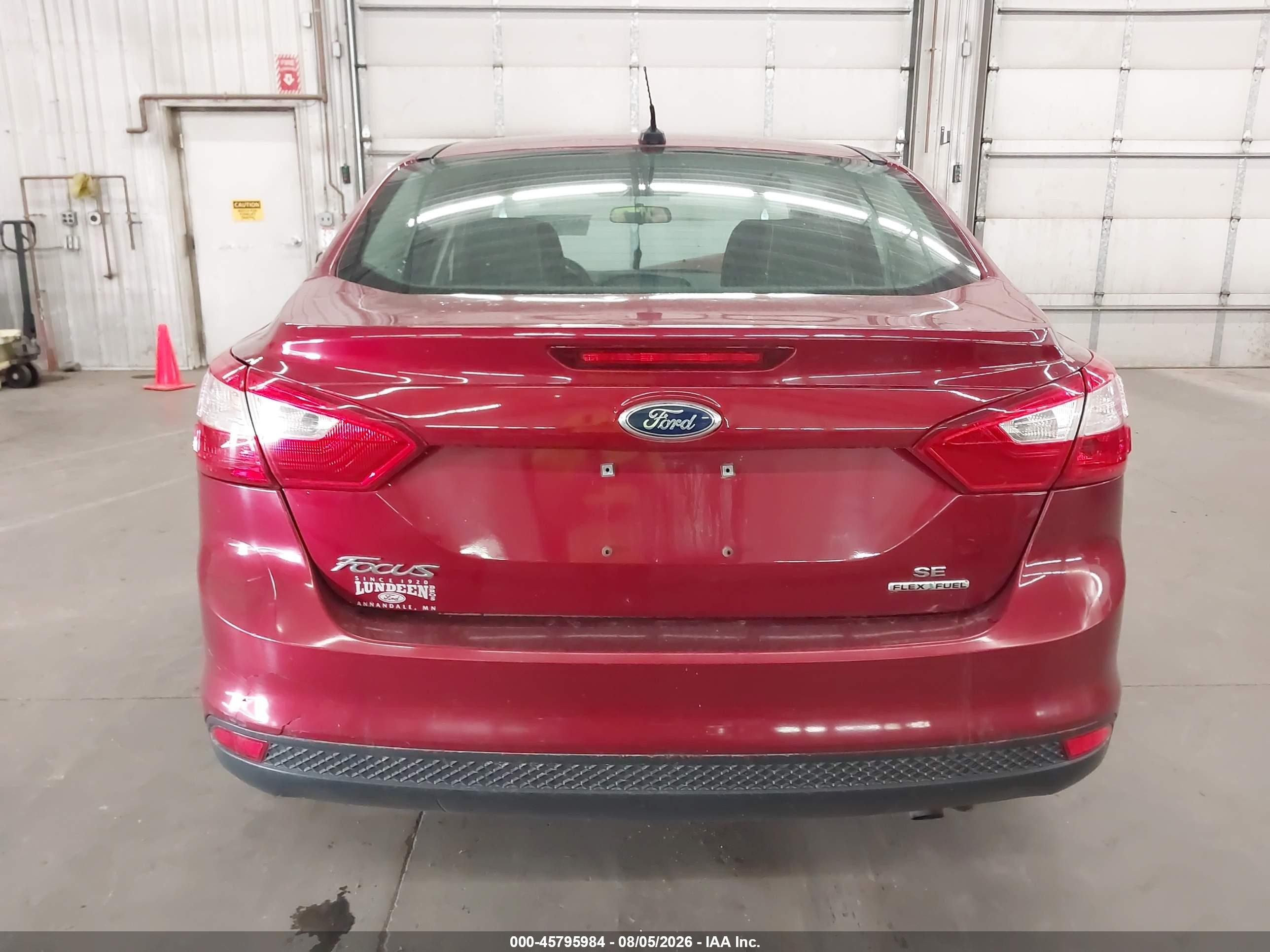 2013 Ford Focus Se Красный vin: 1FADP3F20DL261873