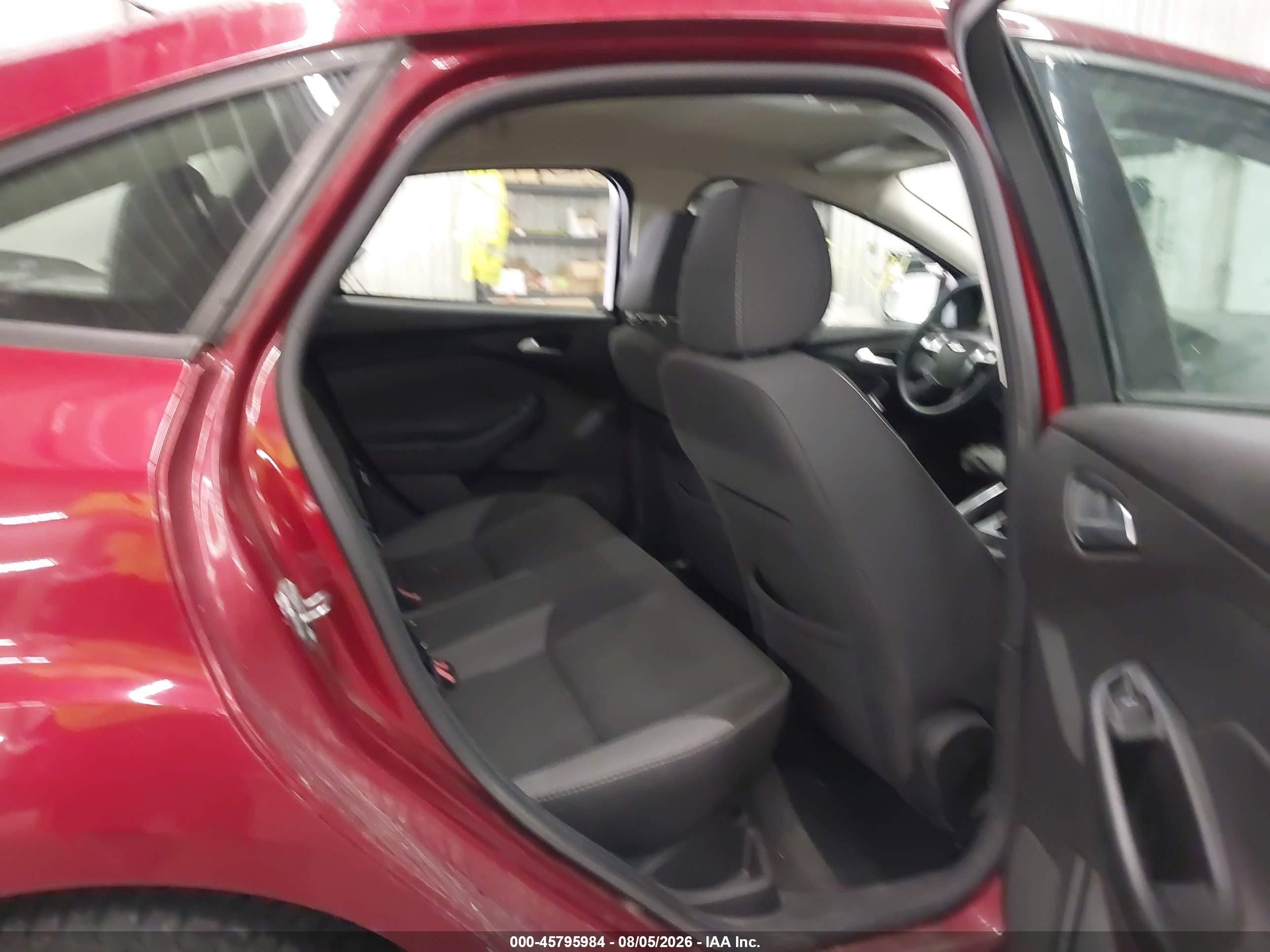 2013 Ford Focus Se Красный vin: 1FADP3F20DL261873