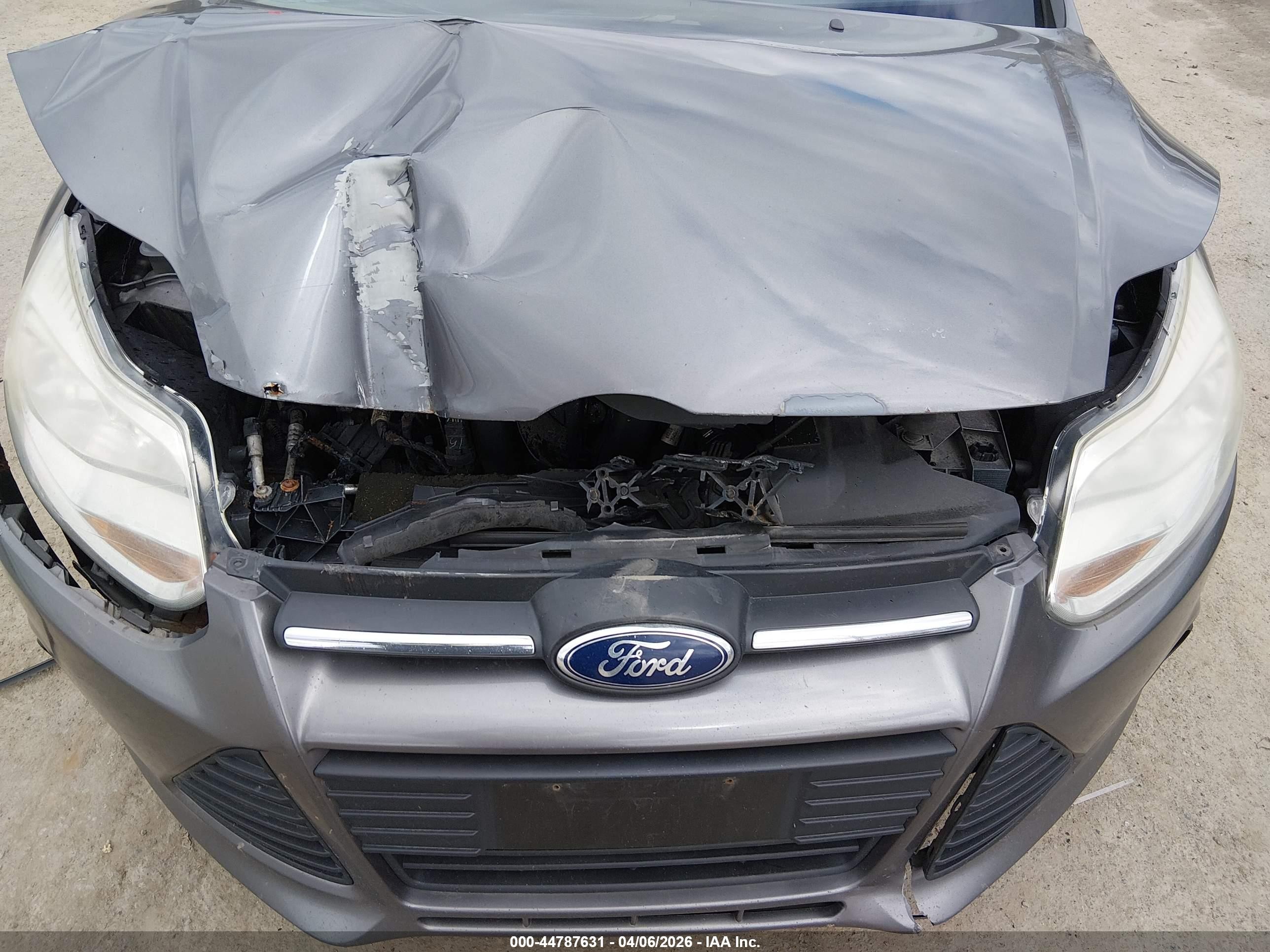 2013 Ford Focus Se Gray vin: 1FADP3F20DL272372