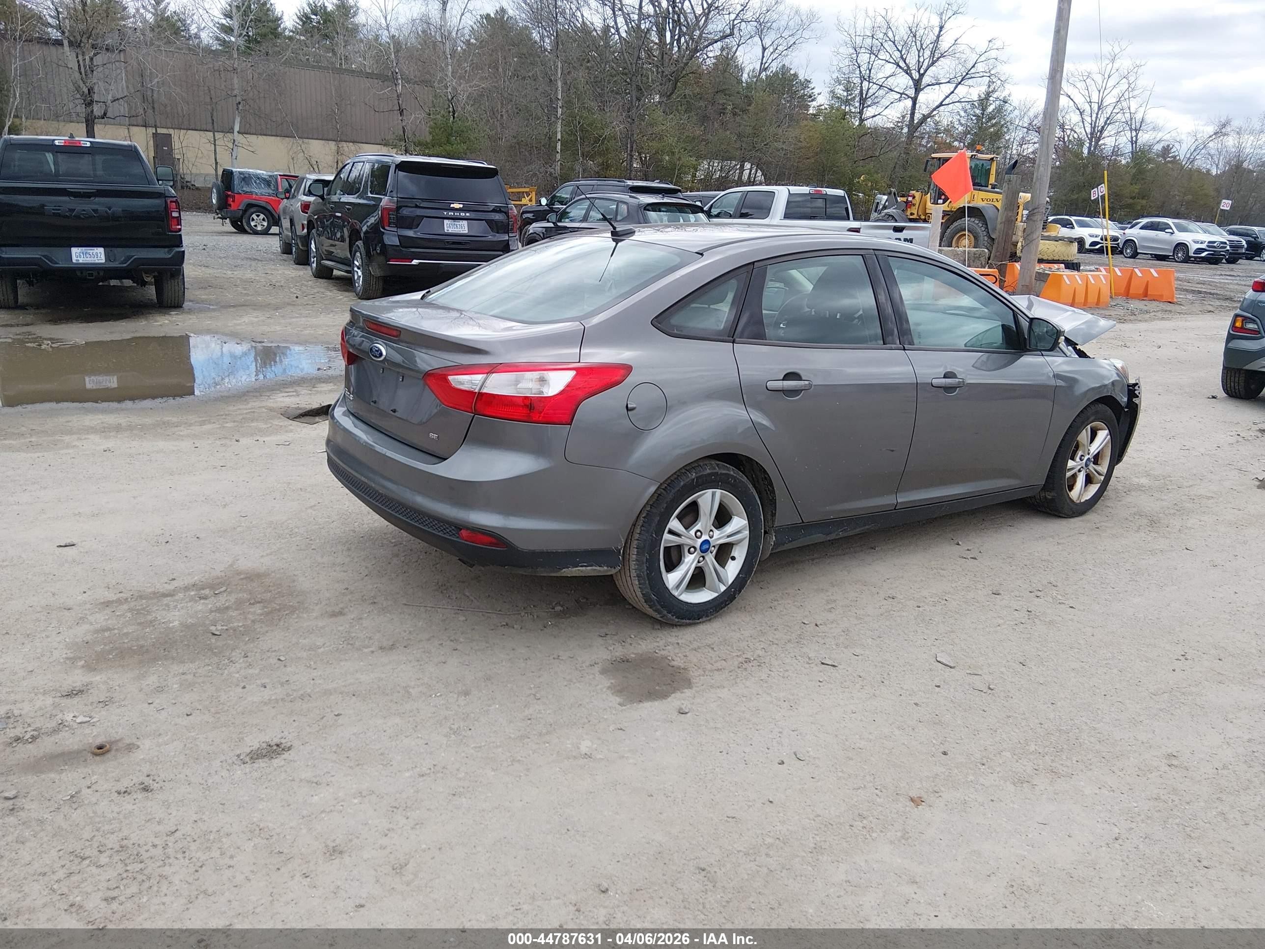 2013 Ford Focus Se Gray vin: 1FADP3F20DL272372