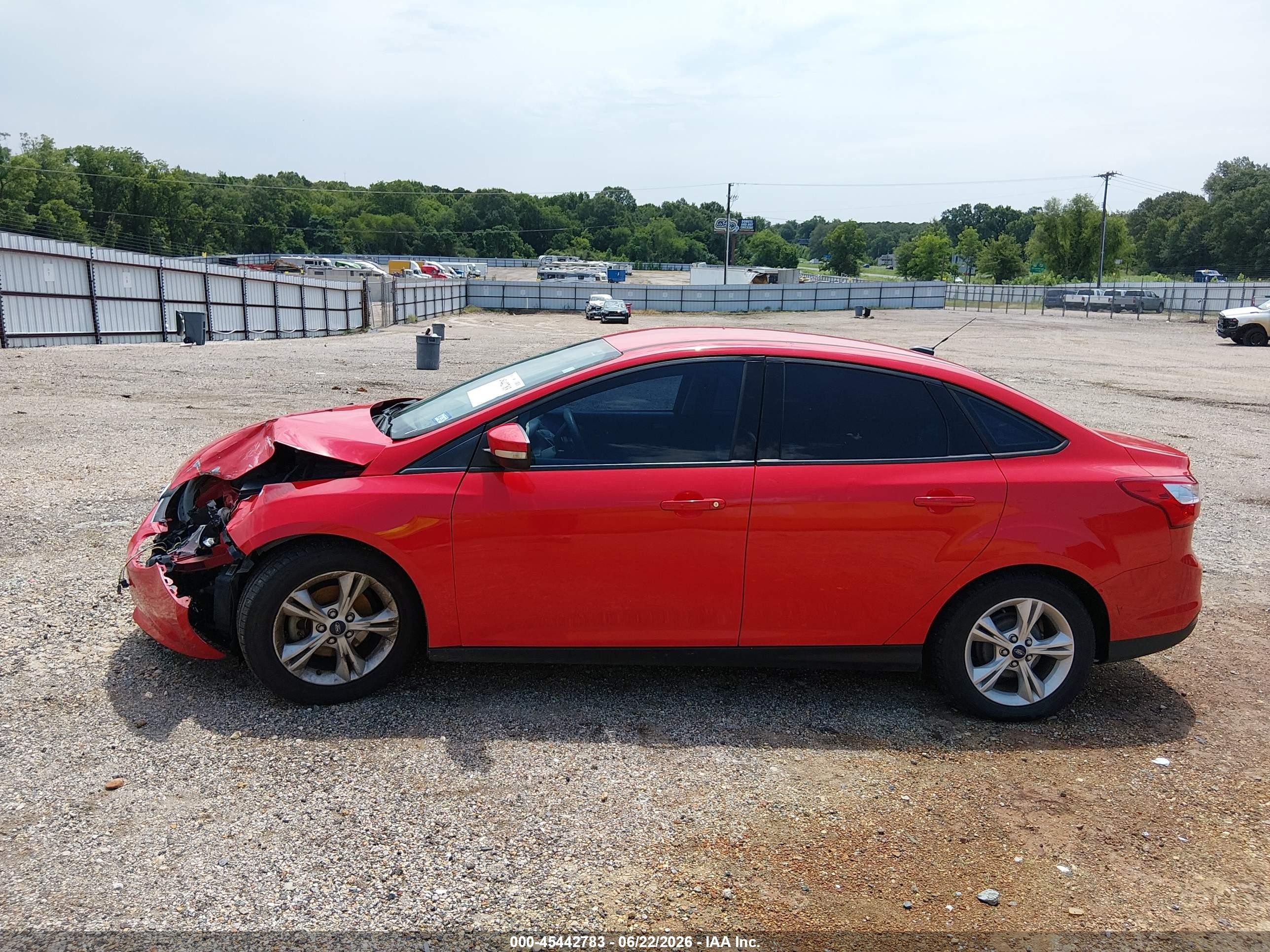 2013 Ford Focus Se Красный vin: 1FADP3F20DL297031