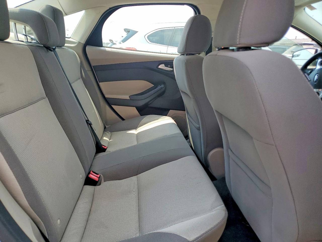 2013 Ford Focus Se Silver vin: 1FADP3F20DL339990