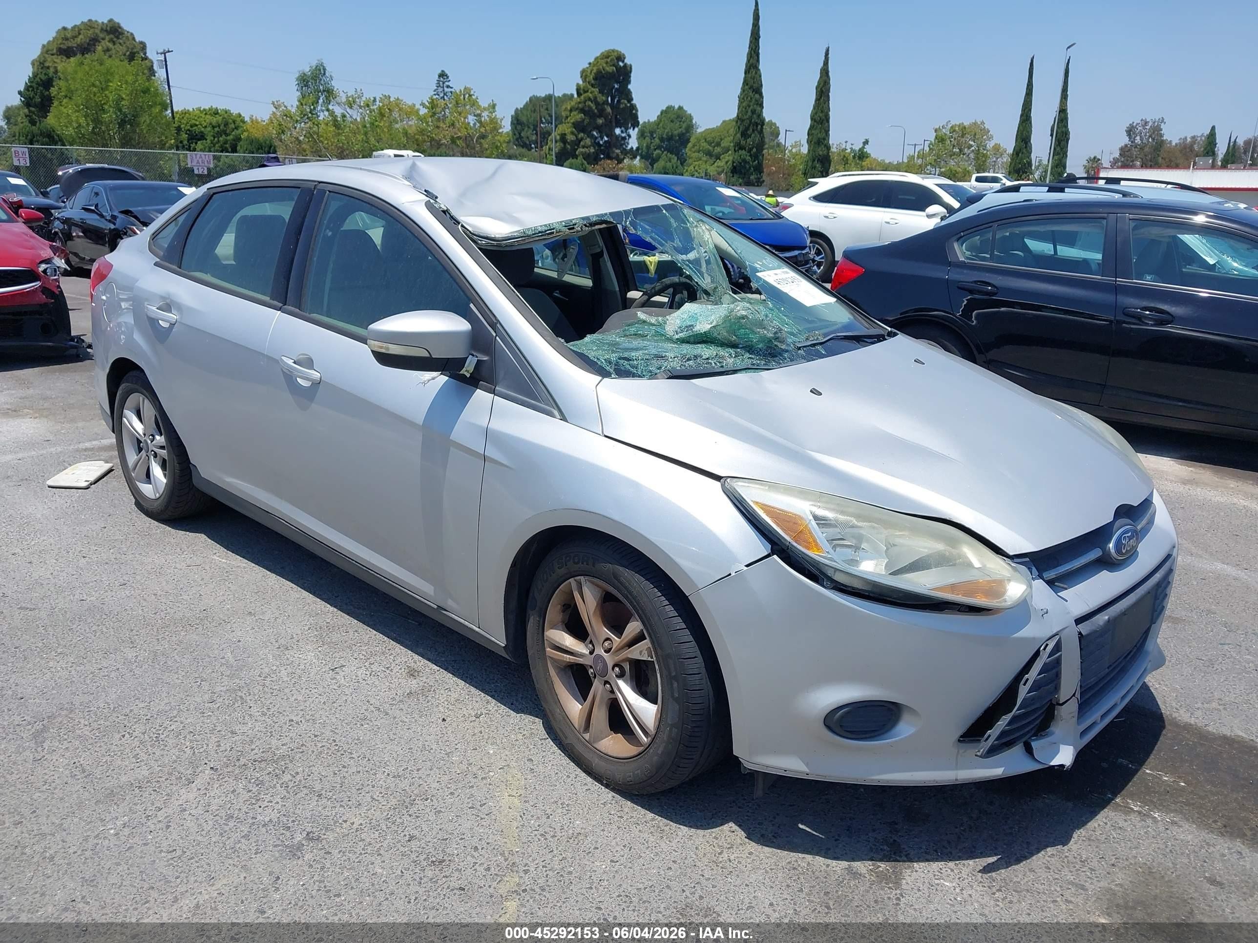 2013 Ford Focus Se Silver vin: 1FADP3F20DL353520