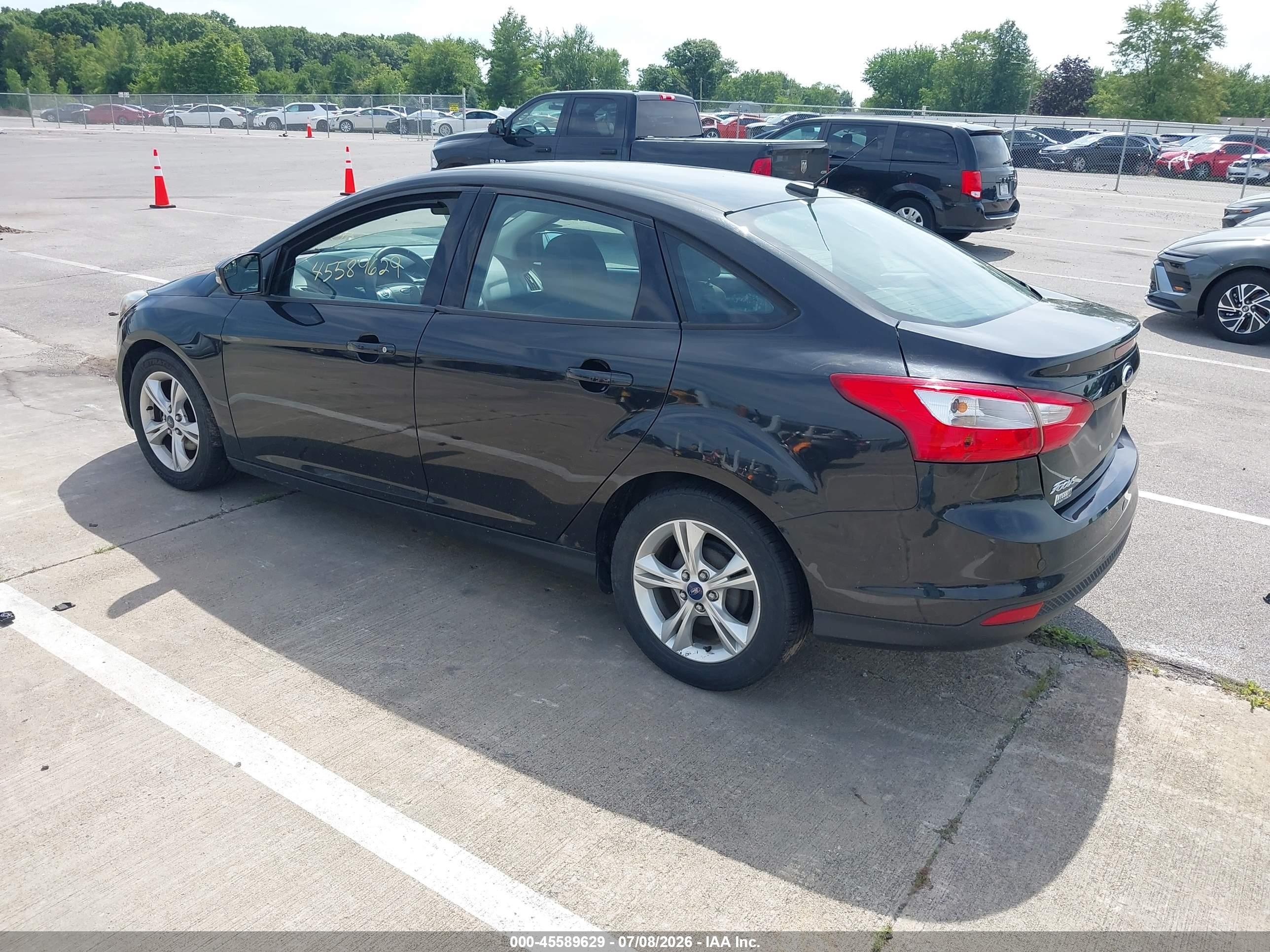2014 Ford Focus Se Black vin: 1FADP3F20EL105897