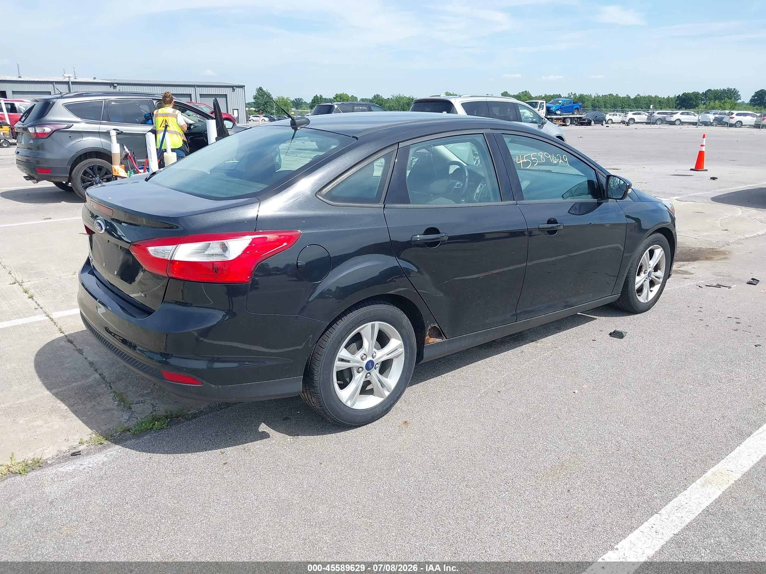 2014 Ford Focus Se Black vin: 1FADP3F20EL105897