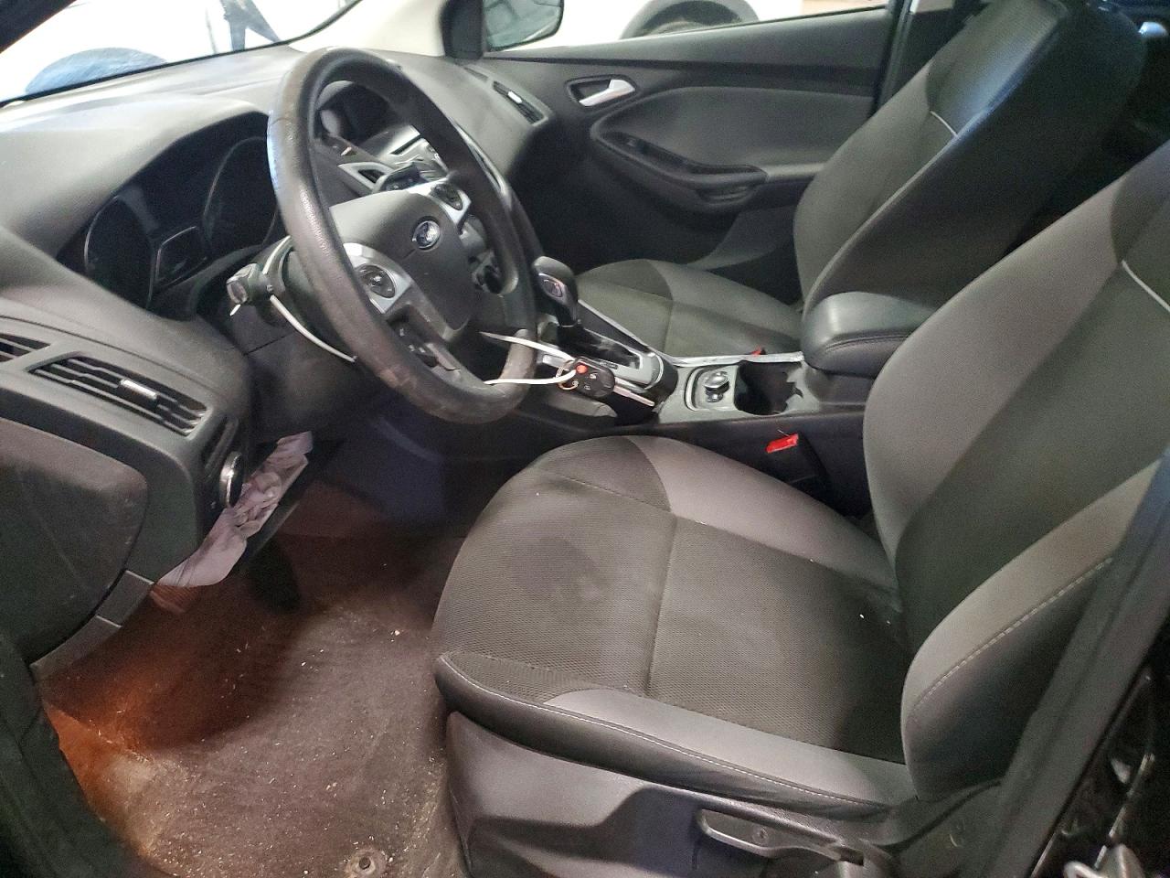 2014 Ford Focus Se Black vin: 1FADP3F20EL108055