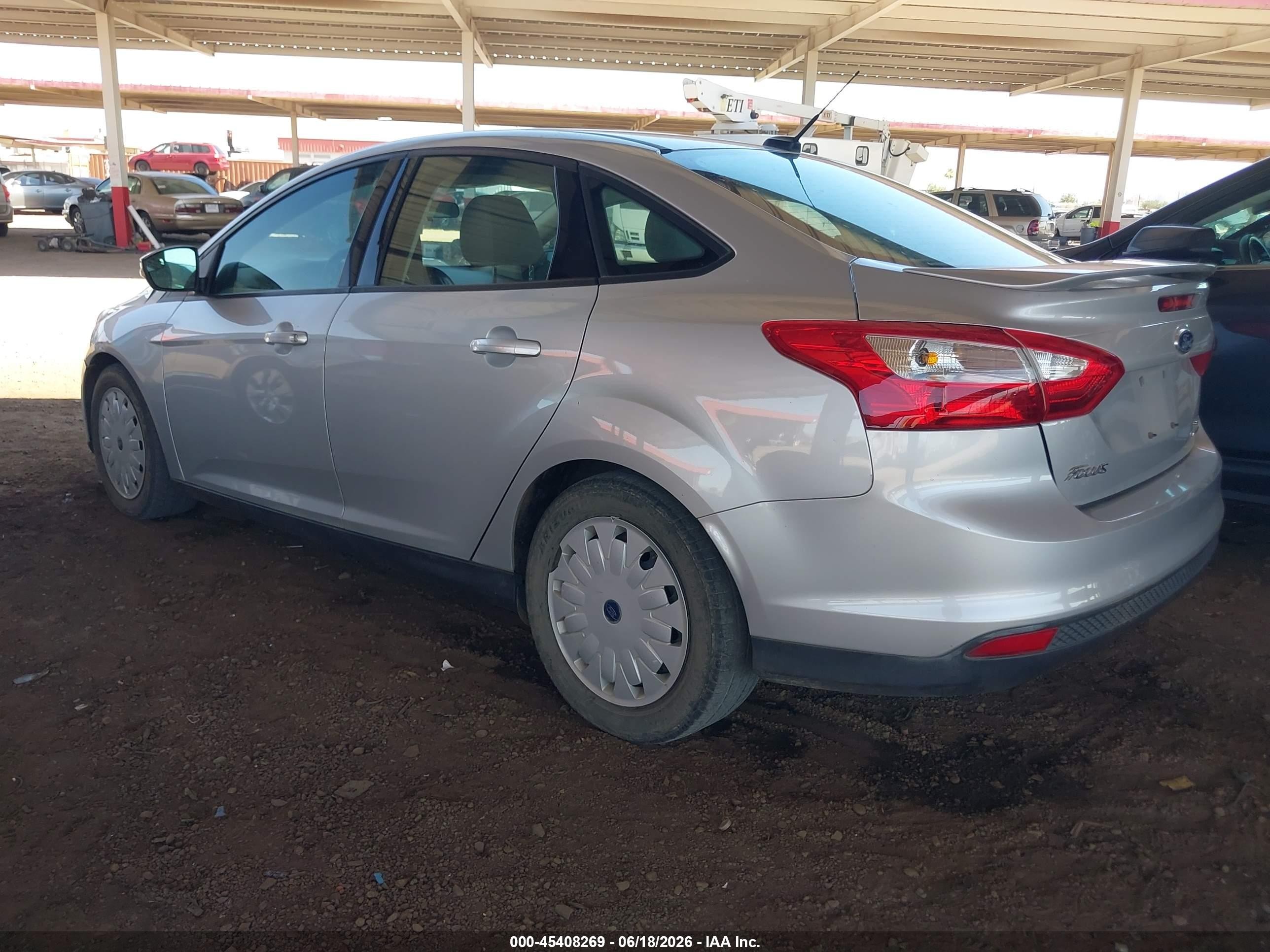 2014 Ford Focus Se Silver vin: 1FADP3F20EL111697