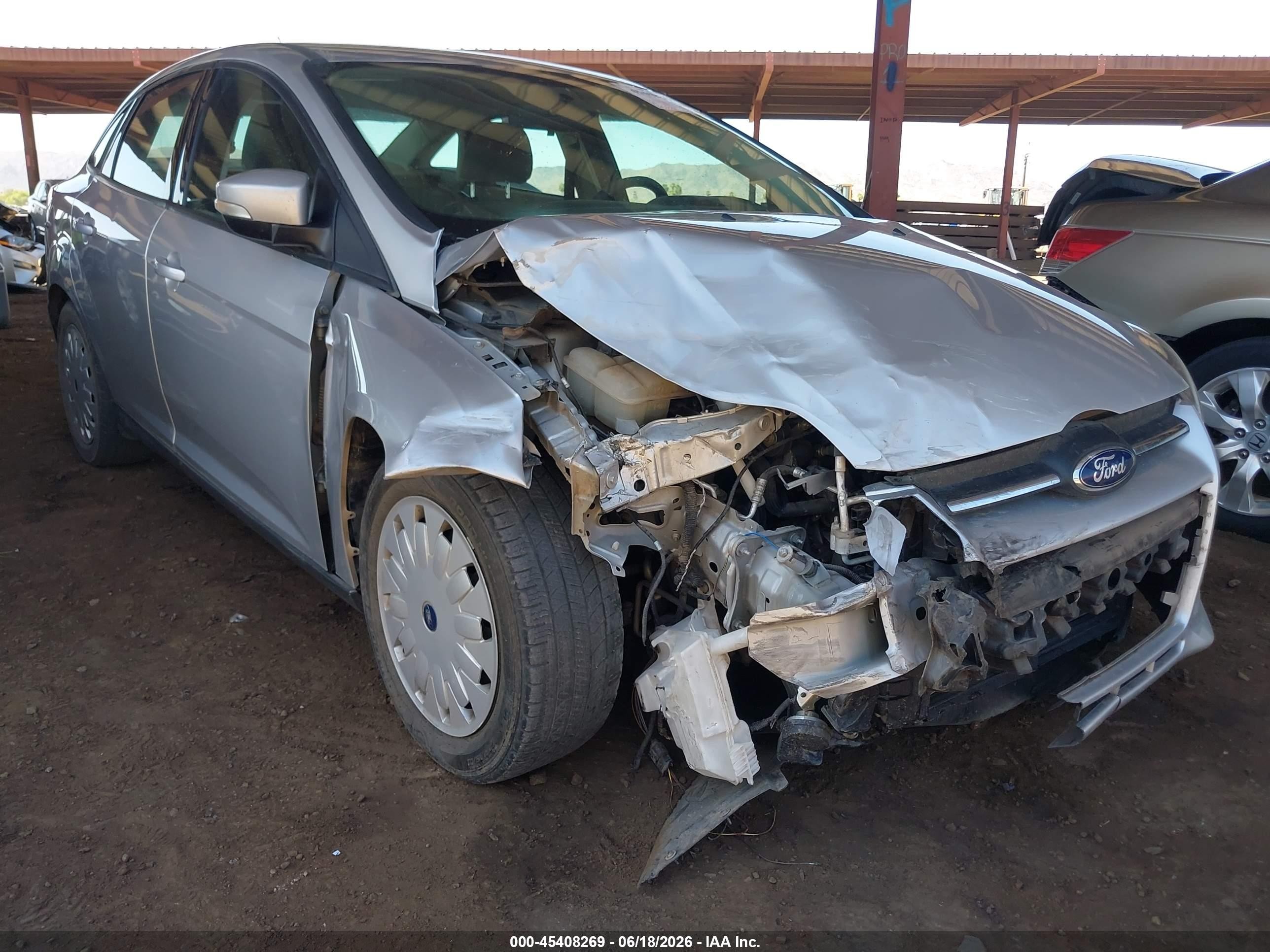 2014 Ford Focus Se Silver vin: 1FADP3F20EL111697