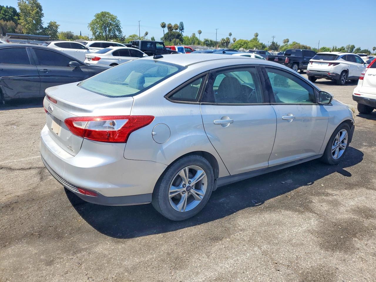 2014 Ford Focus Se Silver vin: 1FADP3F20EL124322