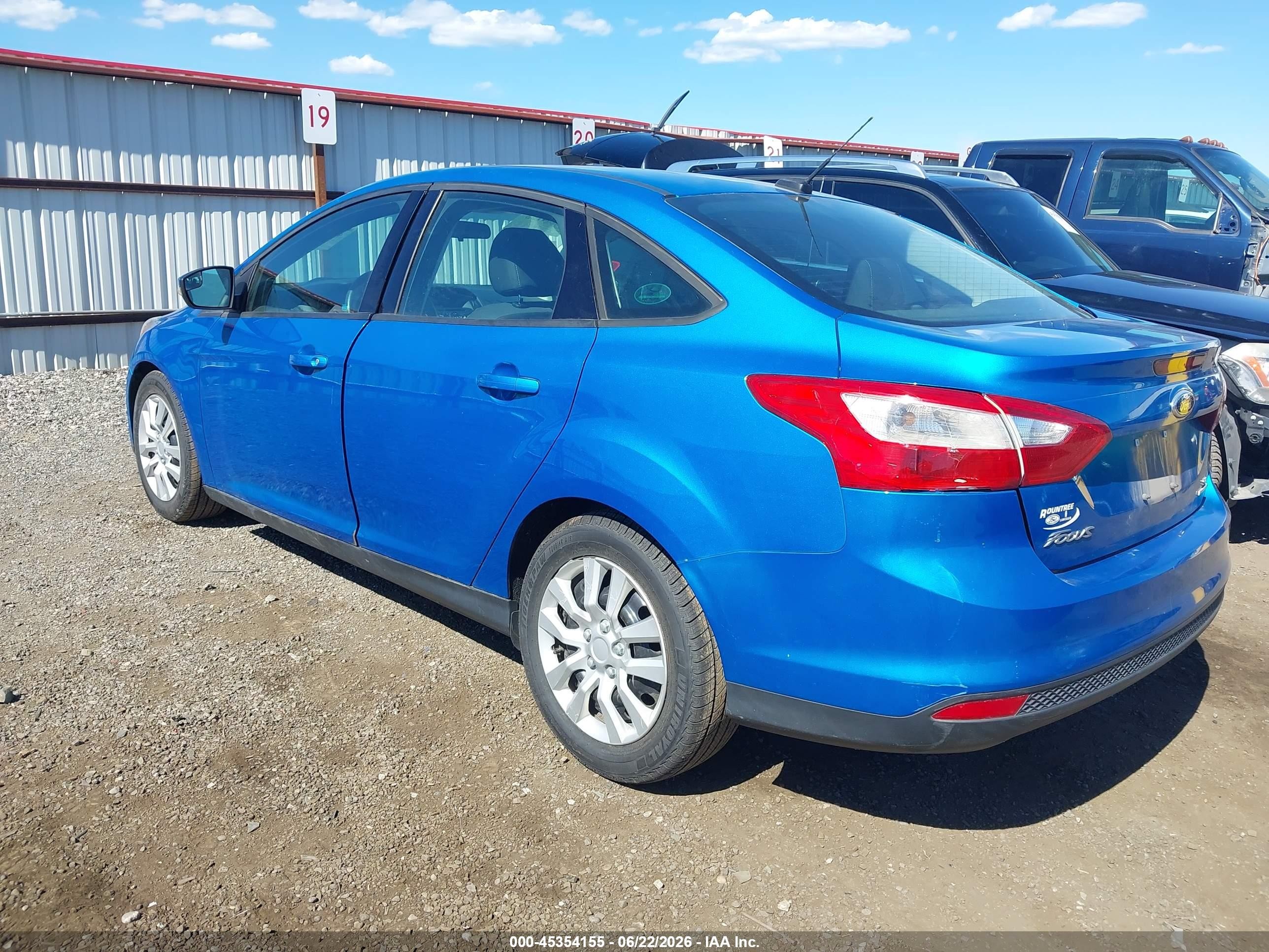 2014 Ford Focus Se Blue vin: 1FADP3F20EL141296