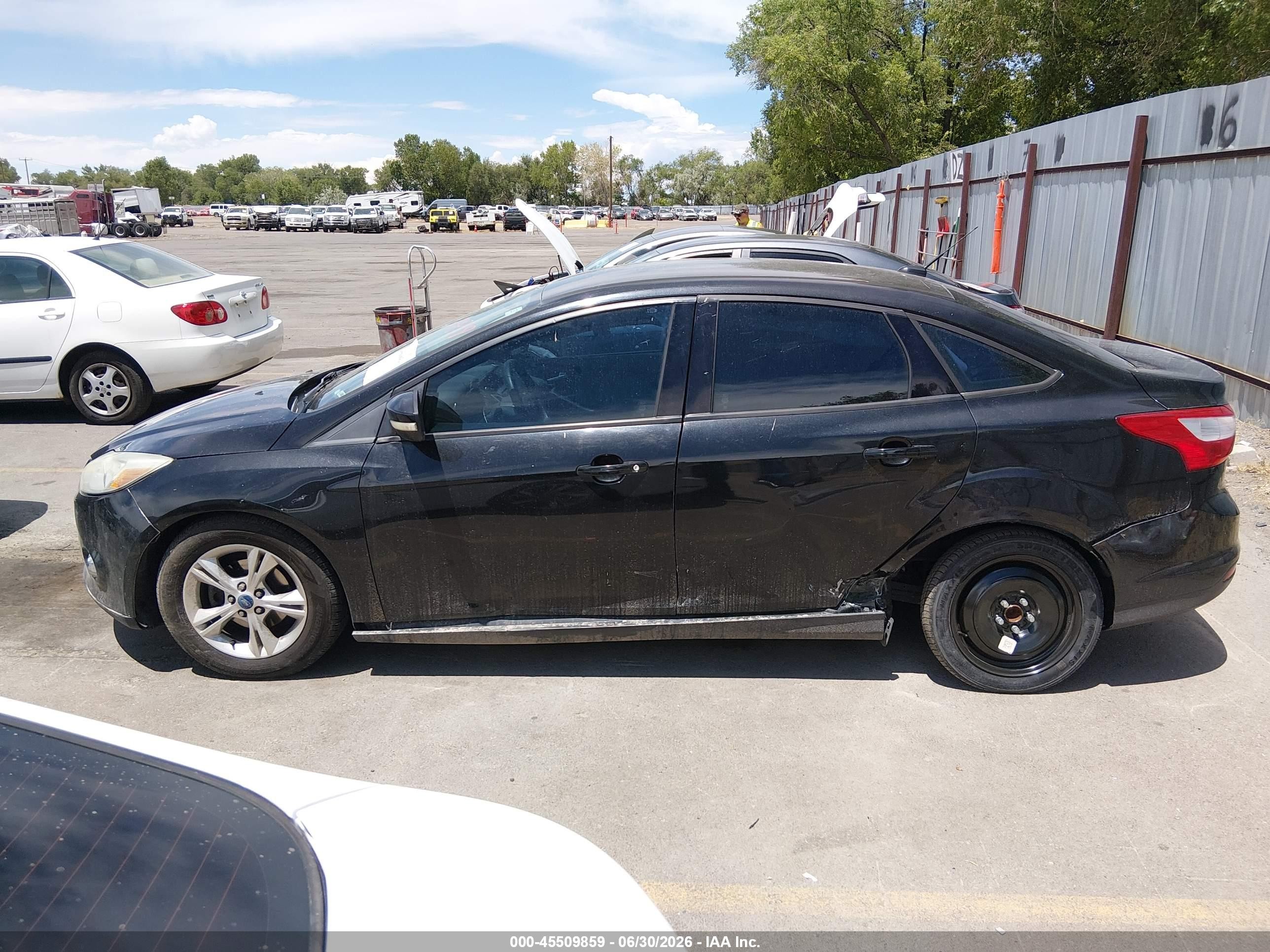 2014 Ford Focus Se Black vin: 1FADP3F20EL162357