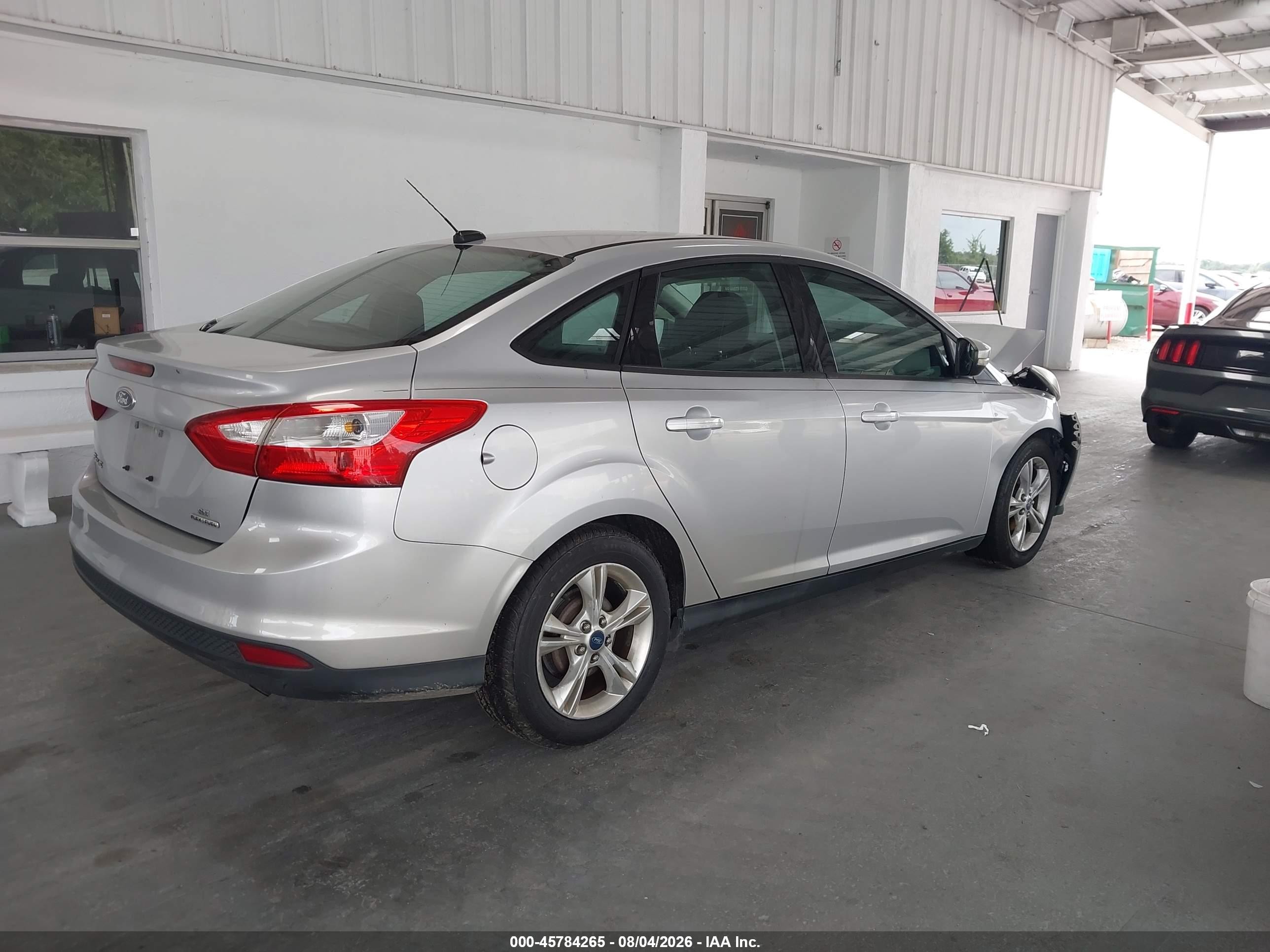 2014 Ford Focus Se Silver vin: 1FADP3F20EL166019