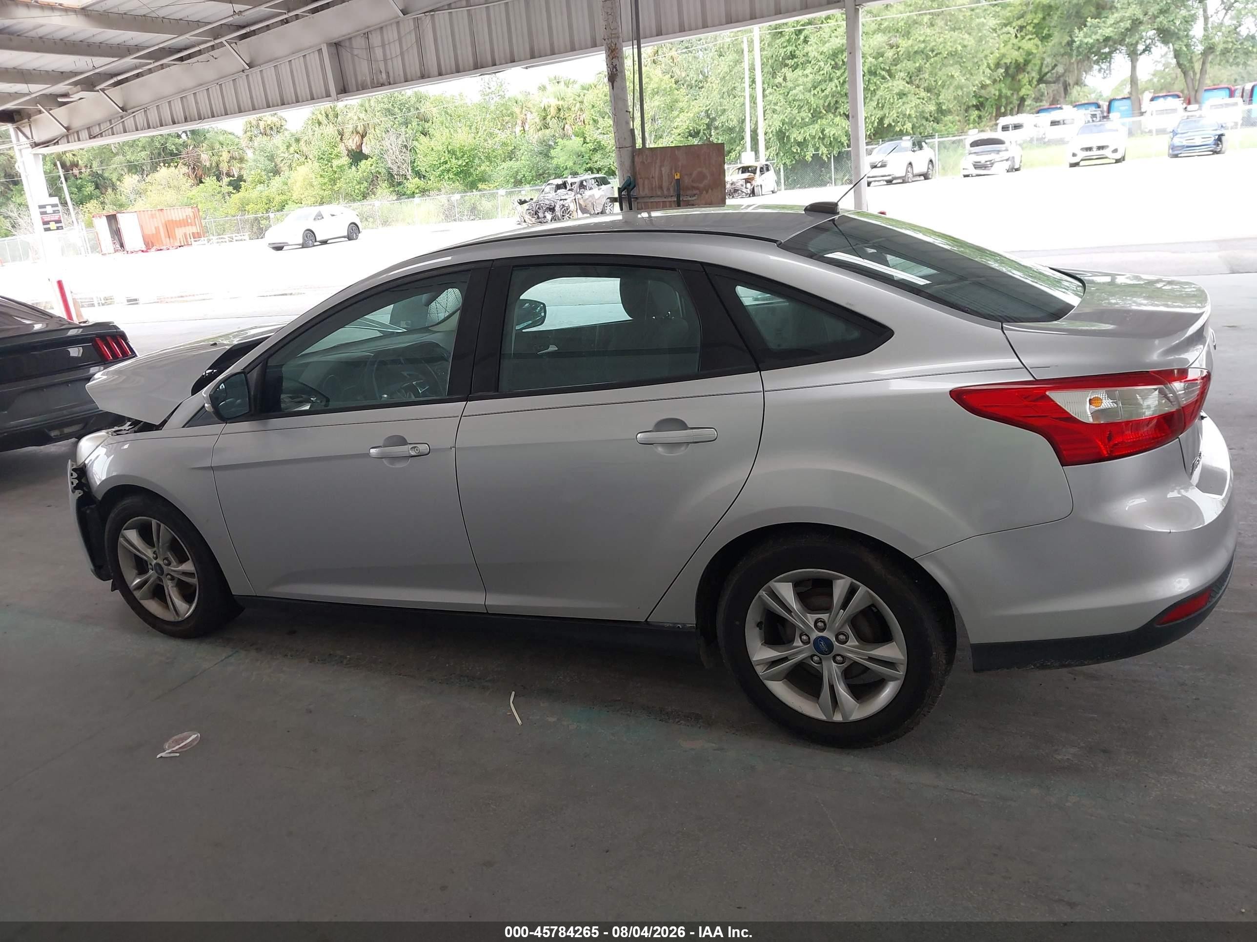 2014 Ford Focus Se Silver vin: 1FADP3F20EL166019