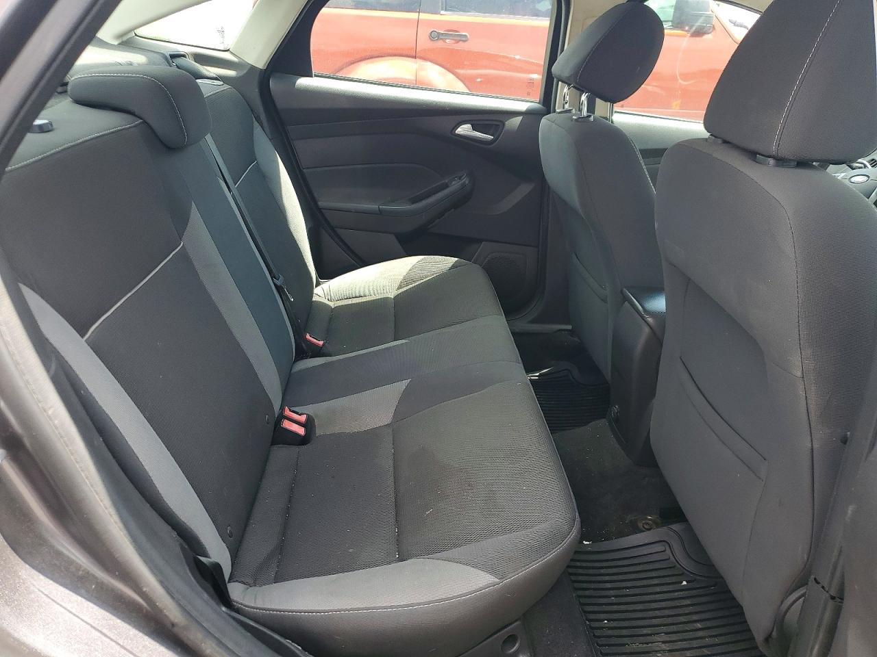 2014 Ford Focus Se Gray vin: 1FADP3F20EL167655