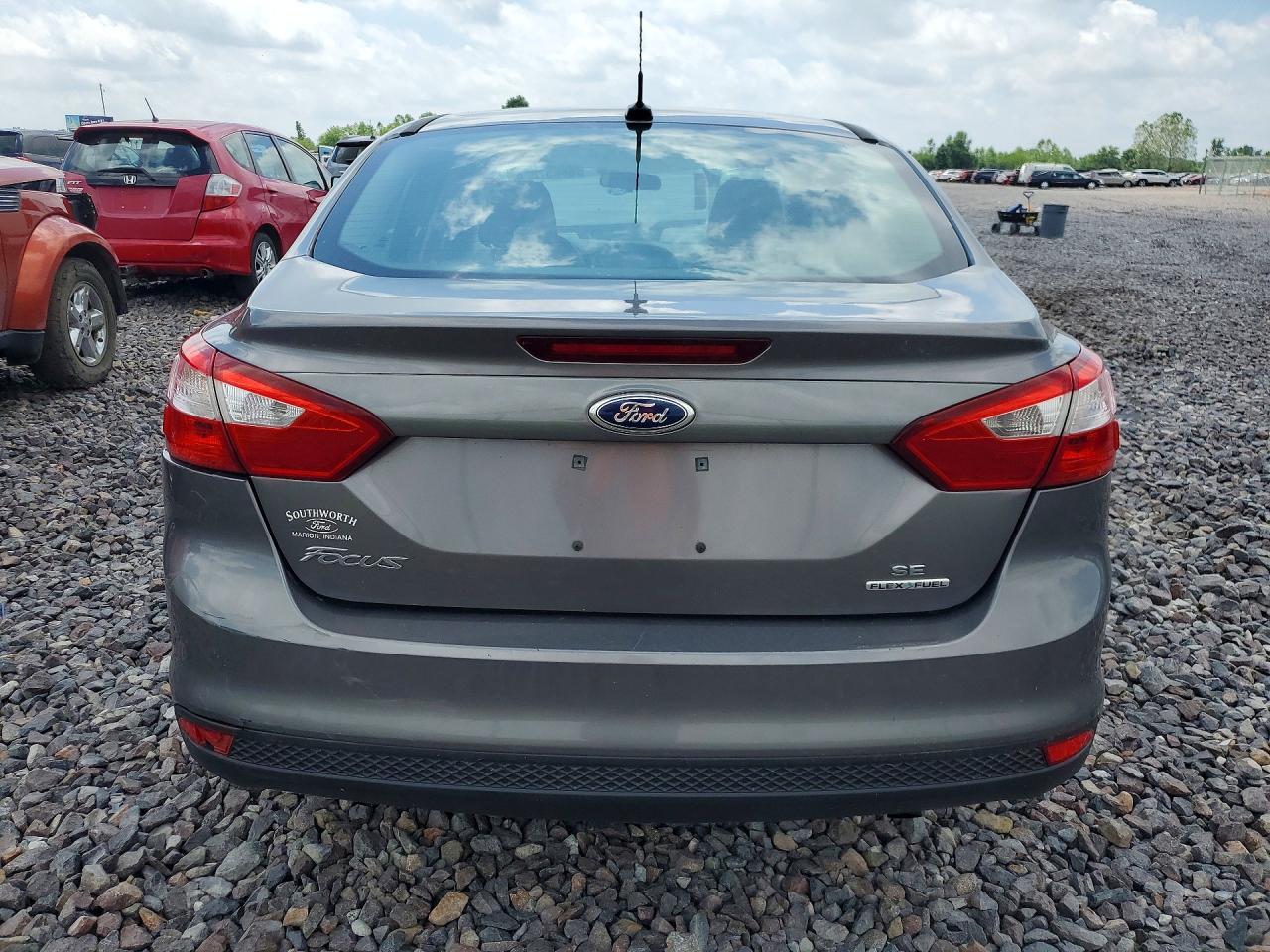 2014 Ford Focus Se Gray vin: 1FADP3F20EL167655