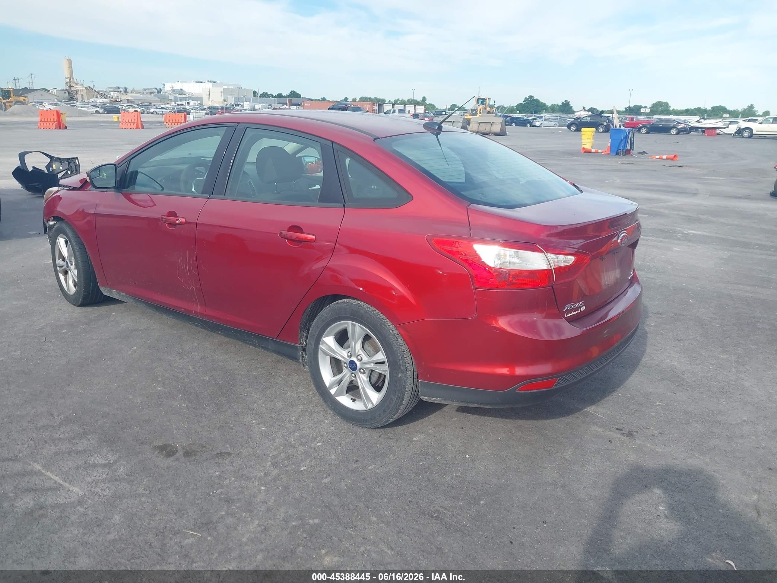 2014 Ford Focus Se Красный vin: 1FADP3F20EL181278