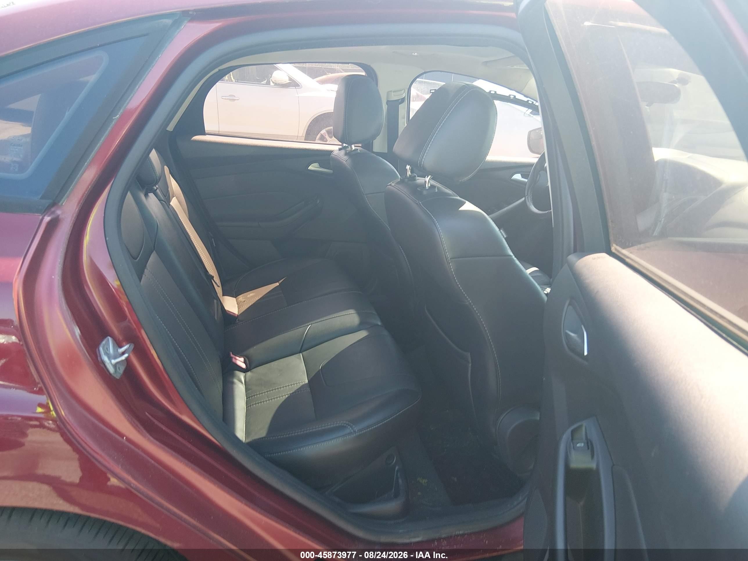 2014 Ford Focus Se Red vin: 1FADP3F20EL191082