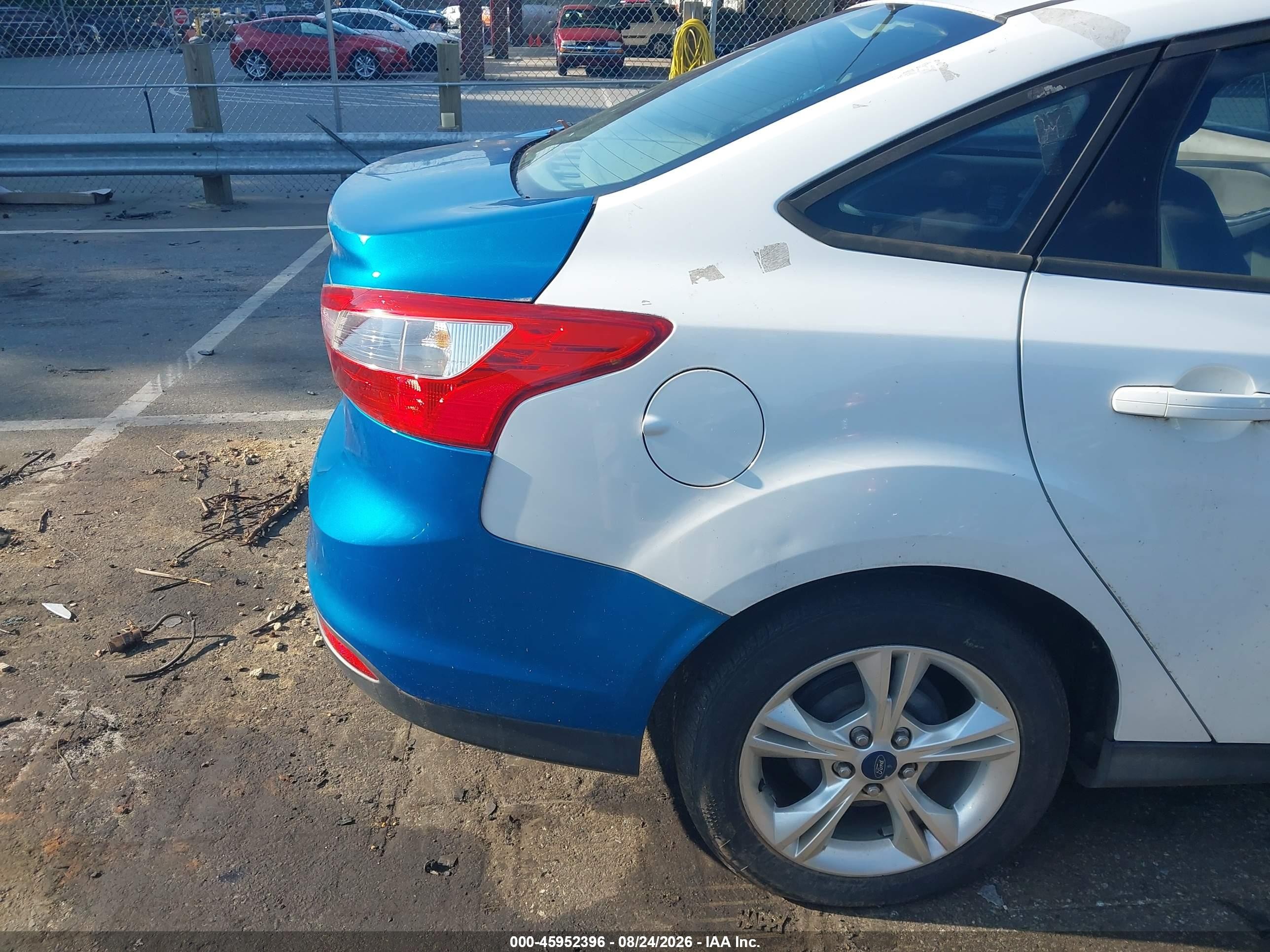 2014 Ford Focus Se Белый vin: 1FADP3F20EL203148