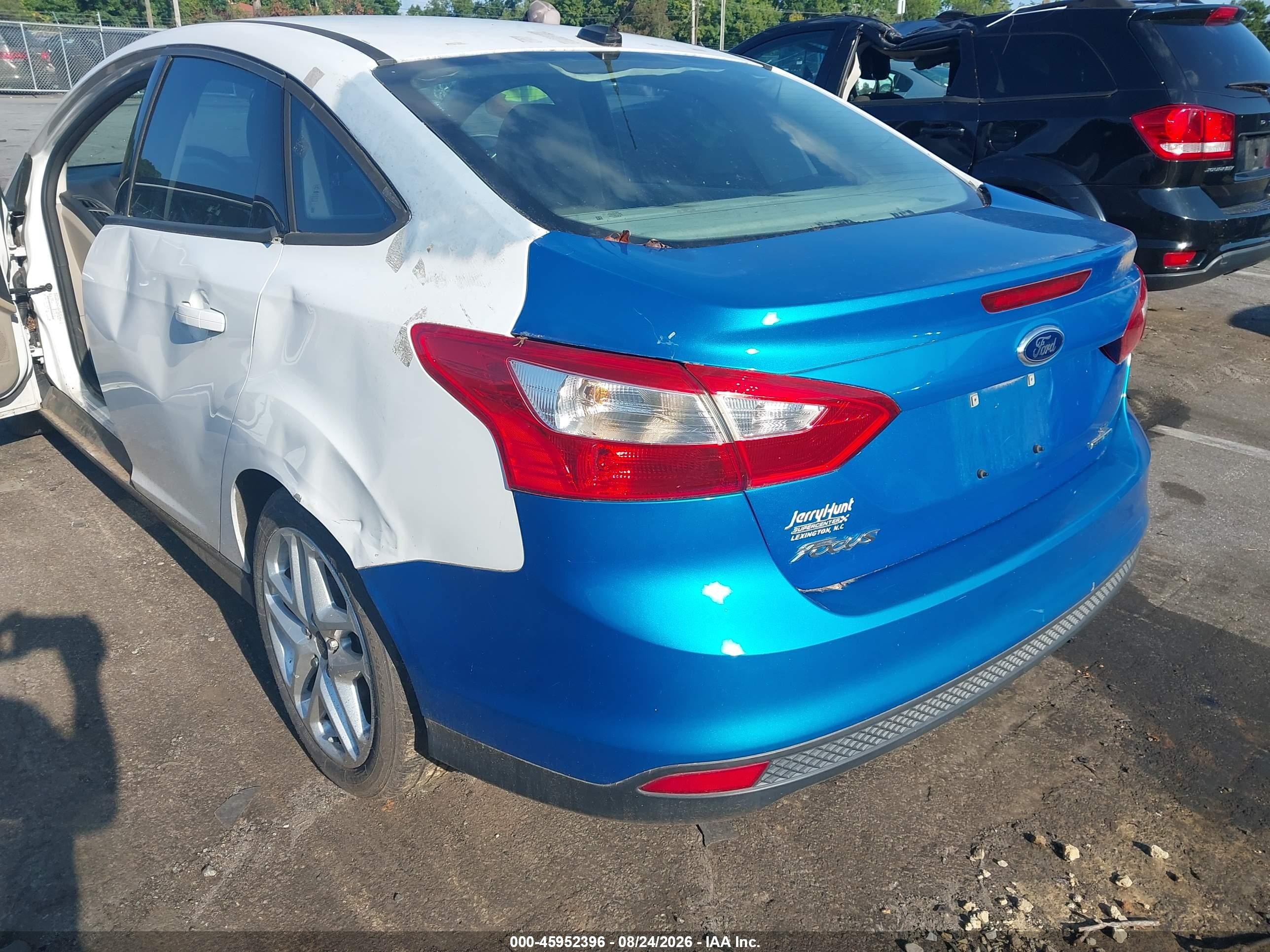 2014 Ford Focus Se Белый vin: 1FADP3F20EL203148