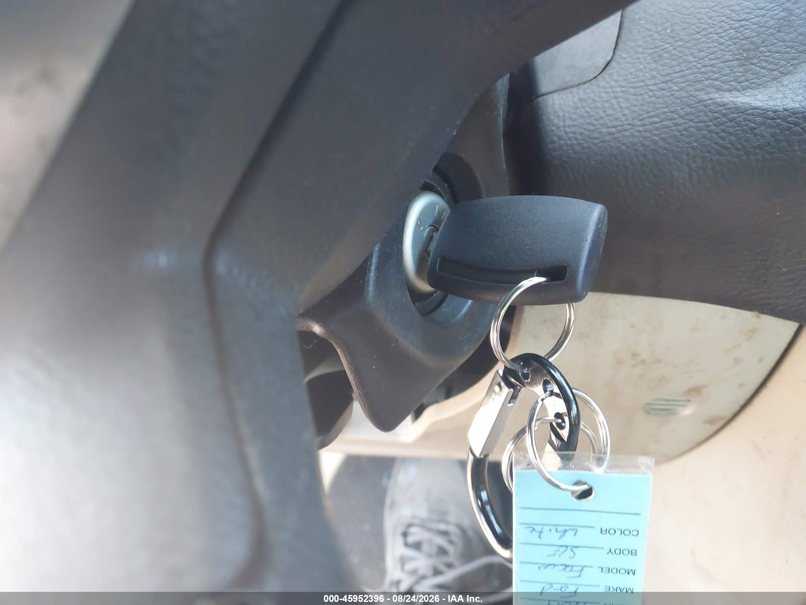 2014 Ford Focus Se Белый vin: 1FADP3F20EL203148