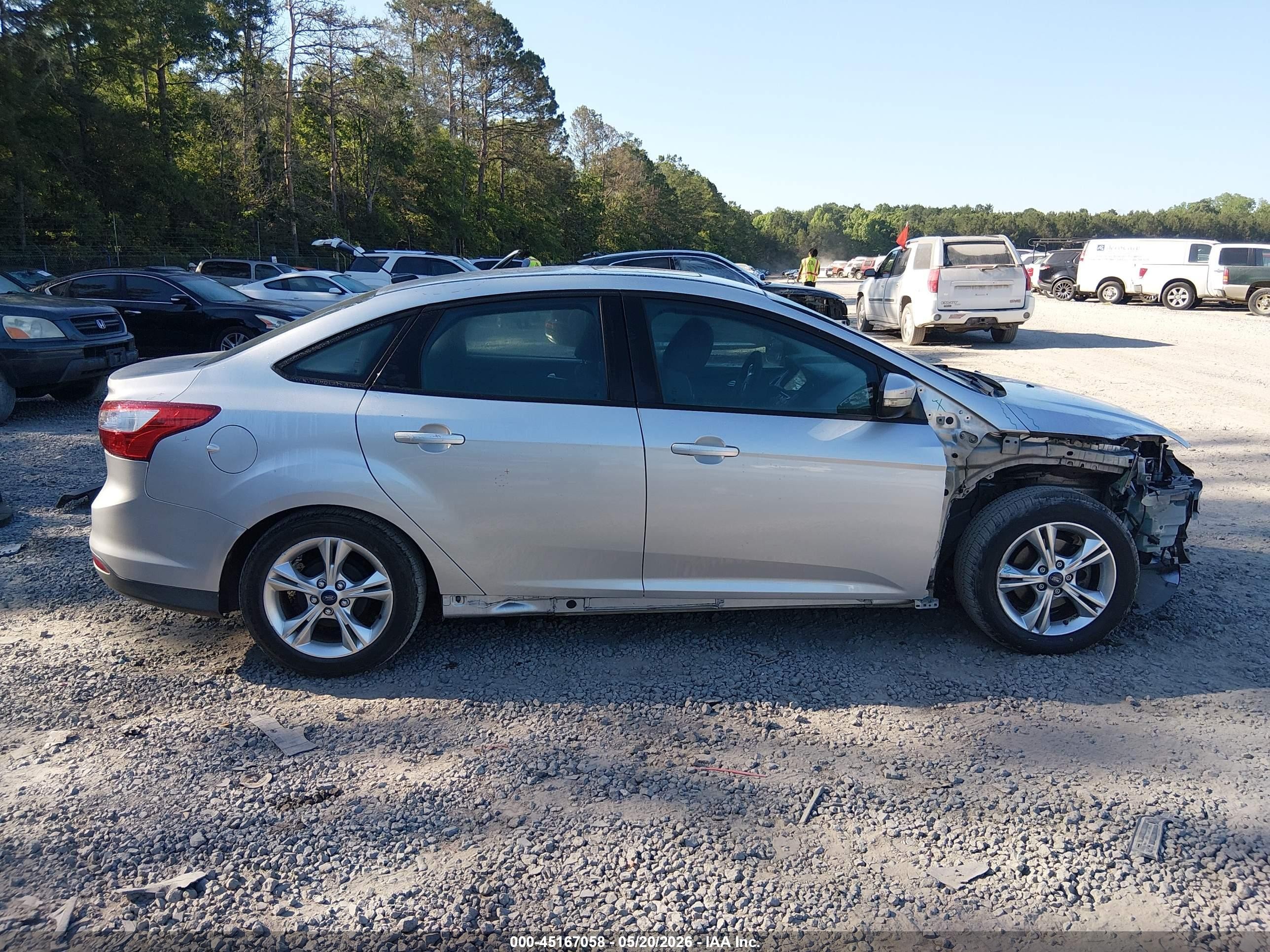 2014 Ford Focus Se Silver vin: 1FADP3F20EL216207