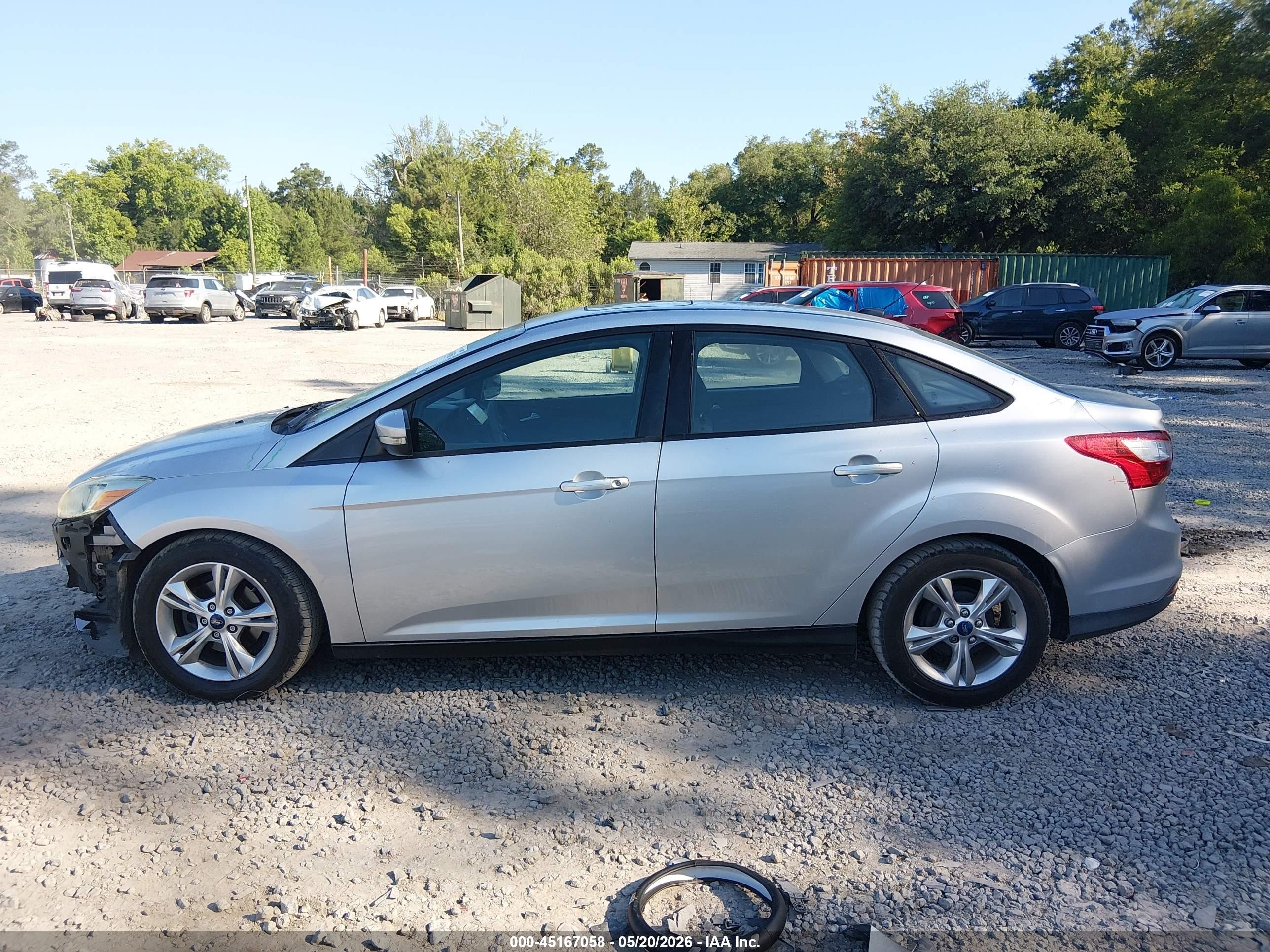 2014 Ford Focus Se Silver vin: 1FADP3F20EL216207