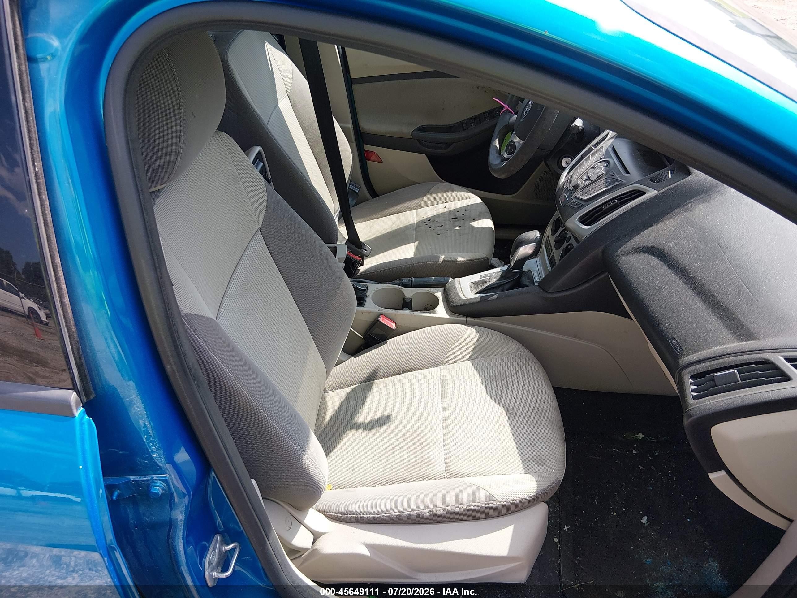 2014 Ford Focus Se Blue vin: 1FADP3F20EL218670