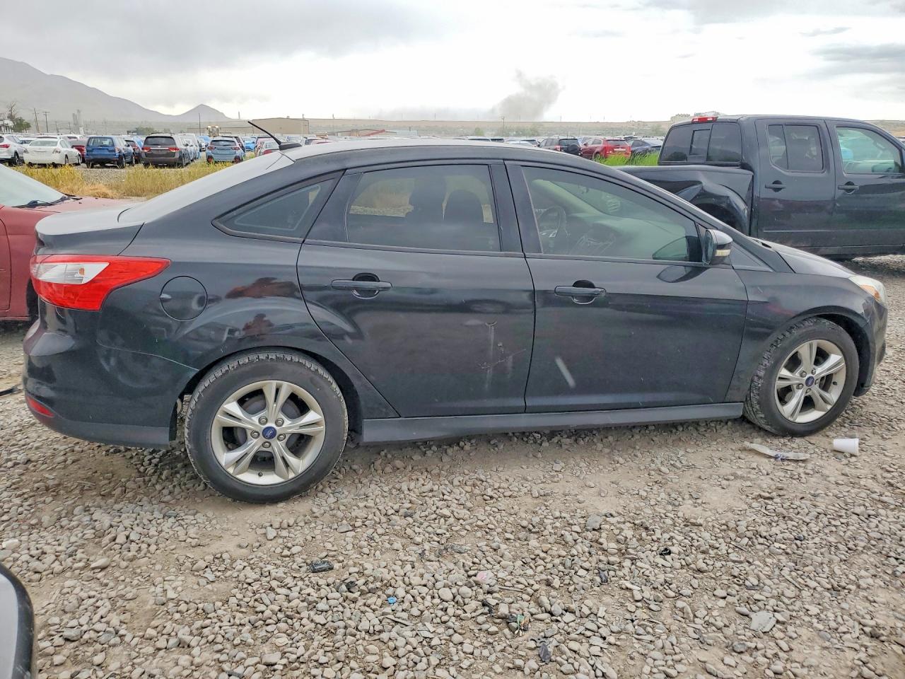 2014 Ford Focus Se Черный vin: 1FADP3F20EL224551