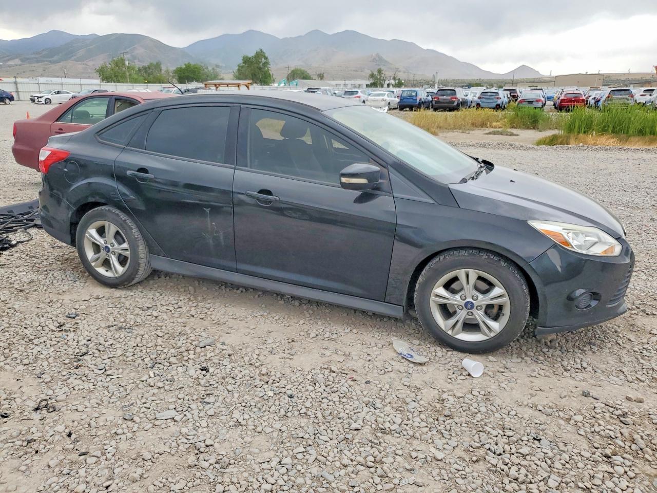 2014 Ford Focus Se Черный vin: 1FADP3F20EL224551