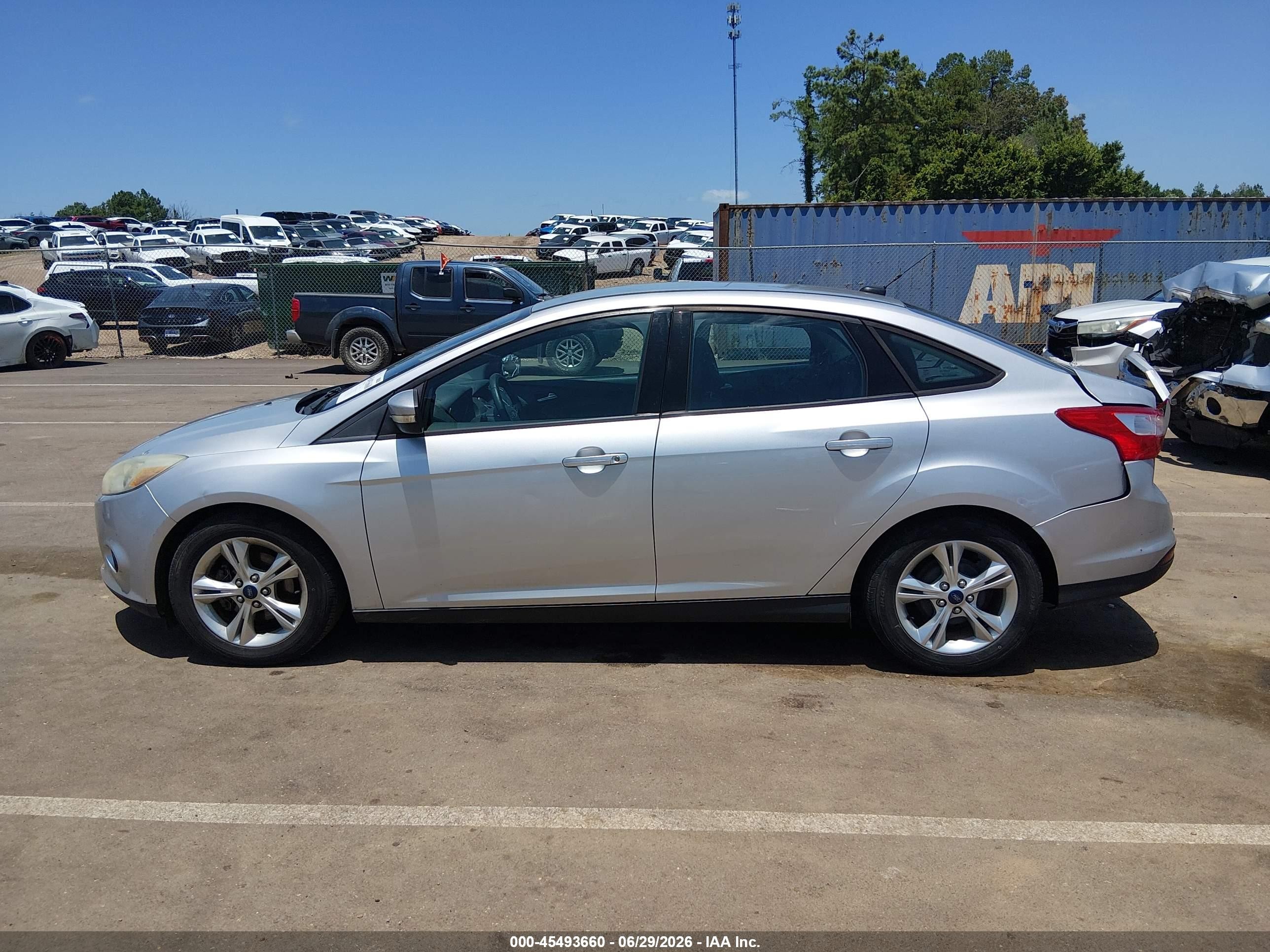 2014 Ford Focus Se Silver vin: 1FADP3F20EL227529