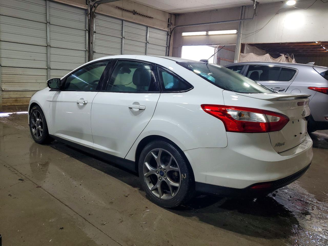 2014 Ford Focus Se White vin: 1FADP3F20EL234027