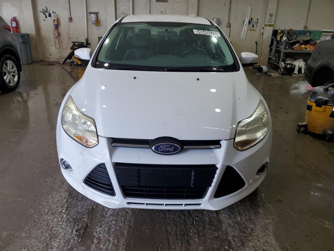 2014 Ford Focus Se White vin: 1FADP3F20EL234027 Damage: Left Head Lamp, Faded, Acceptable
