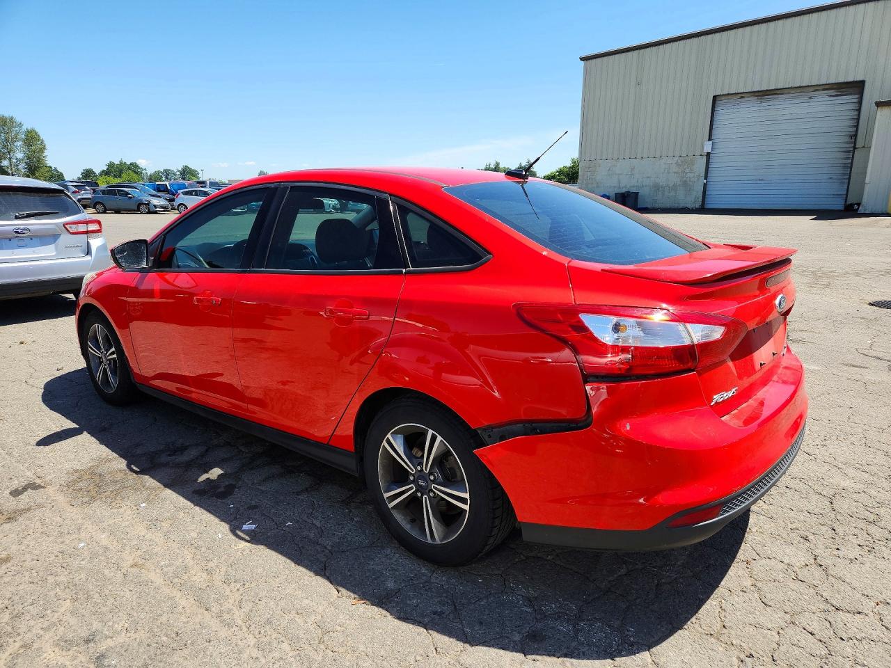 2014 Ford Focus Se Red vin: 1FADP3F20EL235596