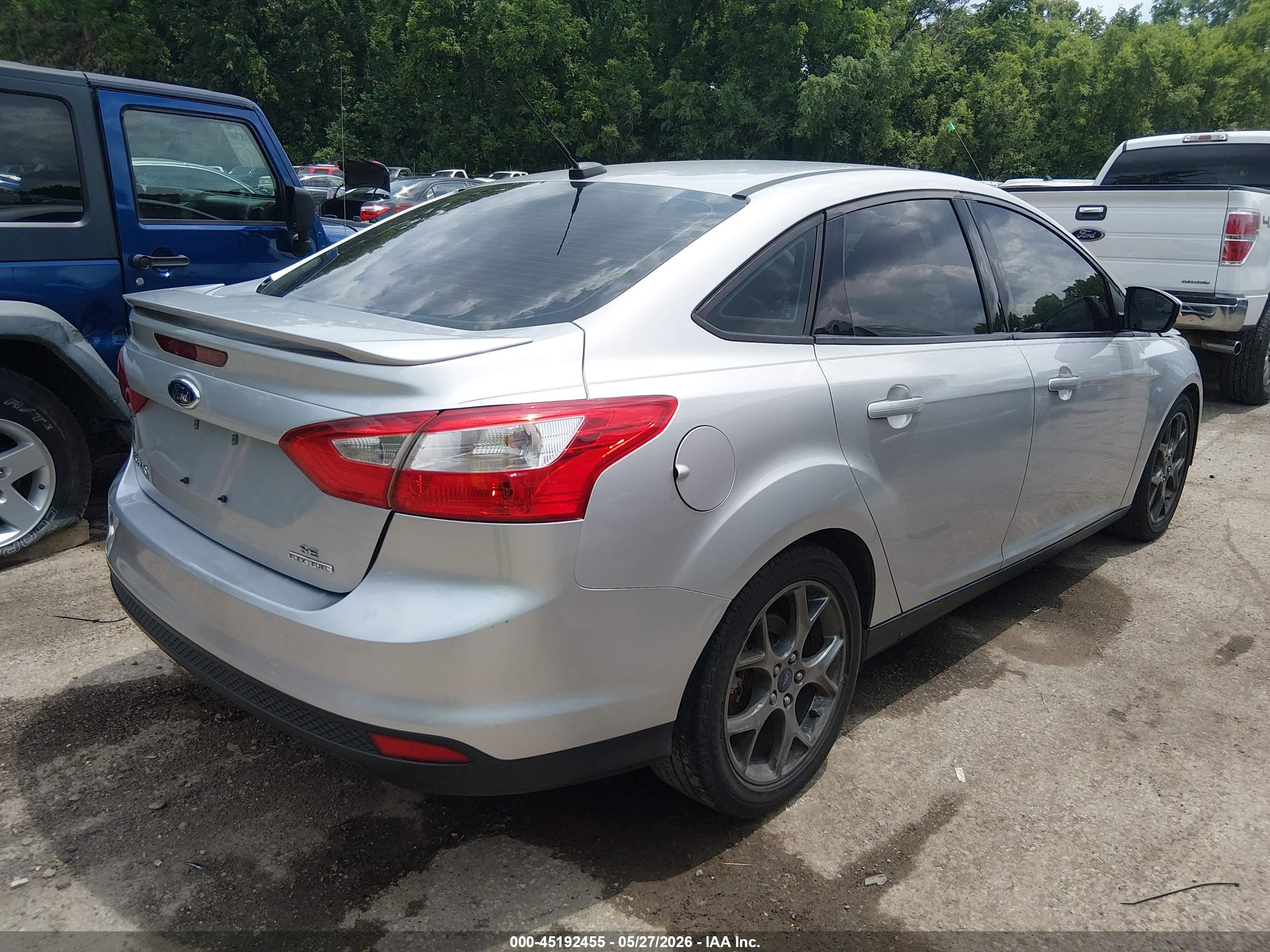 2014 Ford Focus Se Silver vin: 1FADP3F20EL241186