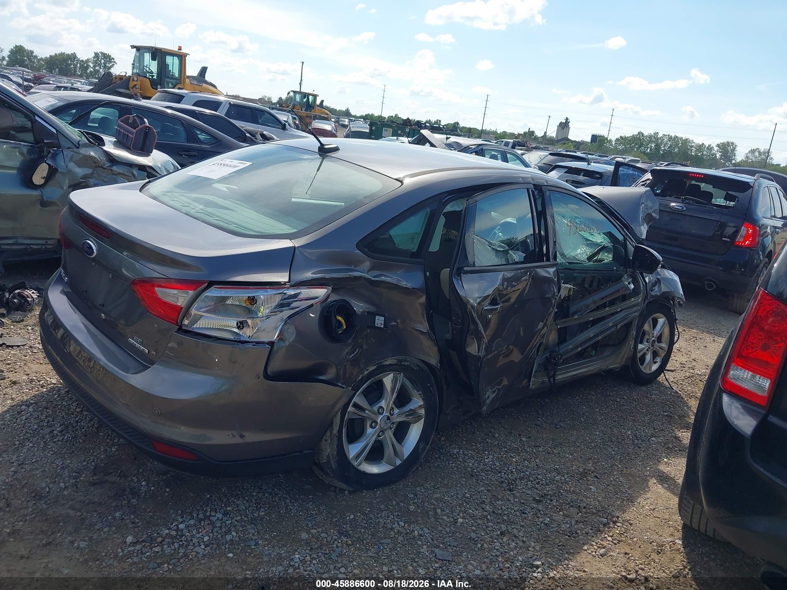 2014 Ford Focus Se Gray vin: 1FADP3F20EL245481