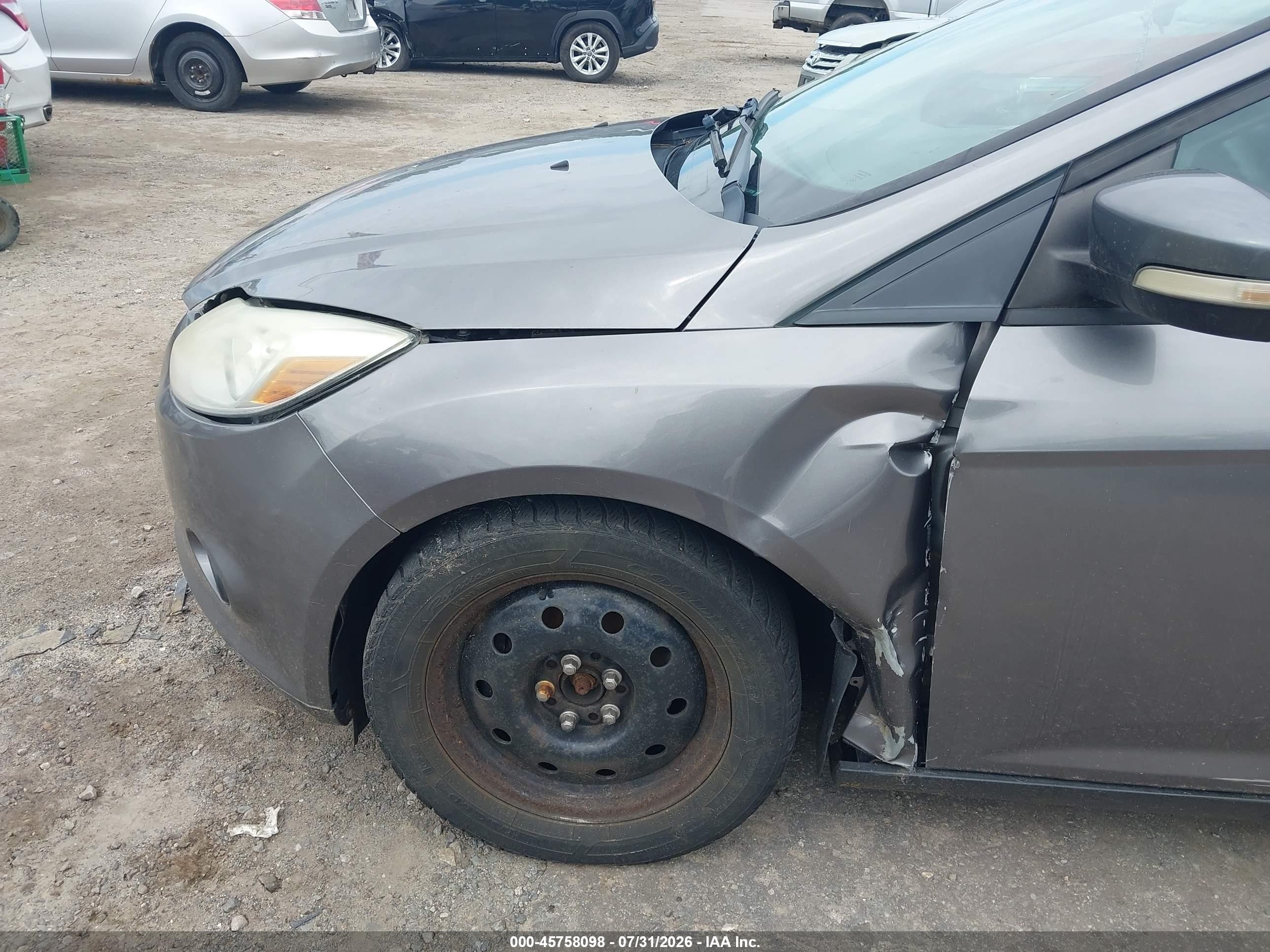 2014 Ford Focus Se Gray vin: 1FADP3F20EL250793
