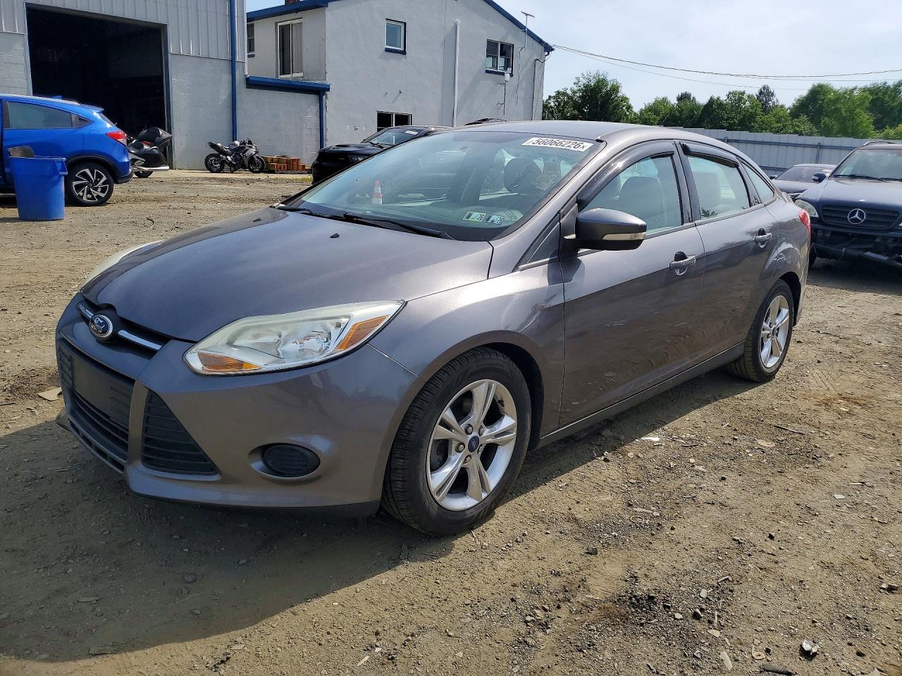 2014 Ford Focus Se Gray vin: 1FADP3F20EL251233