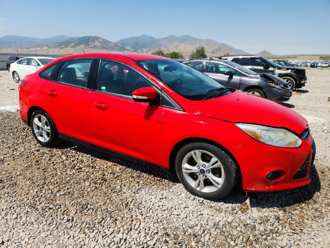 2014 Ford Focus Se Red vin: 1FADP3F20EL266623