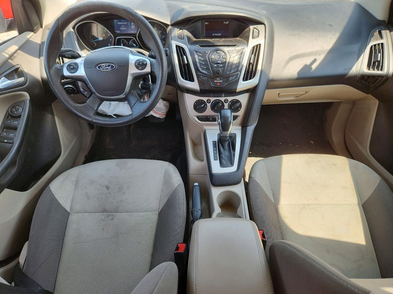 2014 Ford Focus Se Red vin: 1FADP3F20EL266623