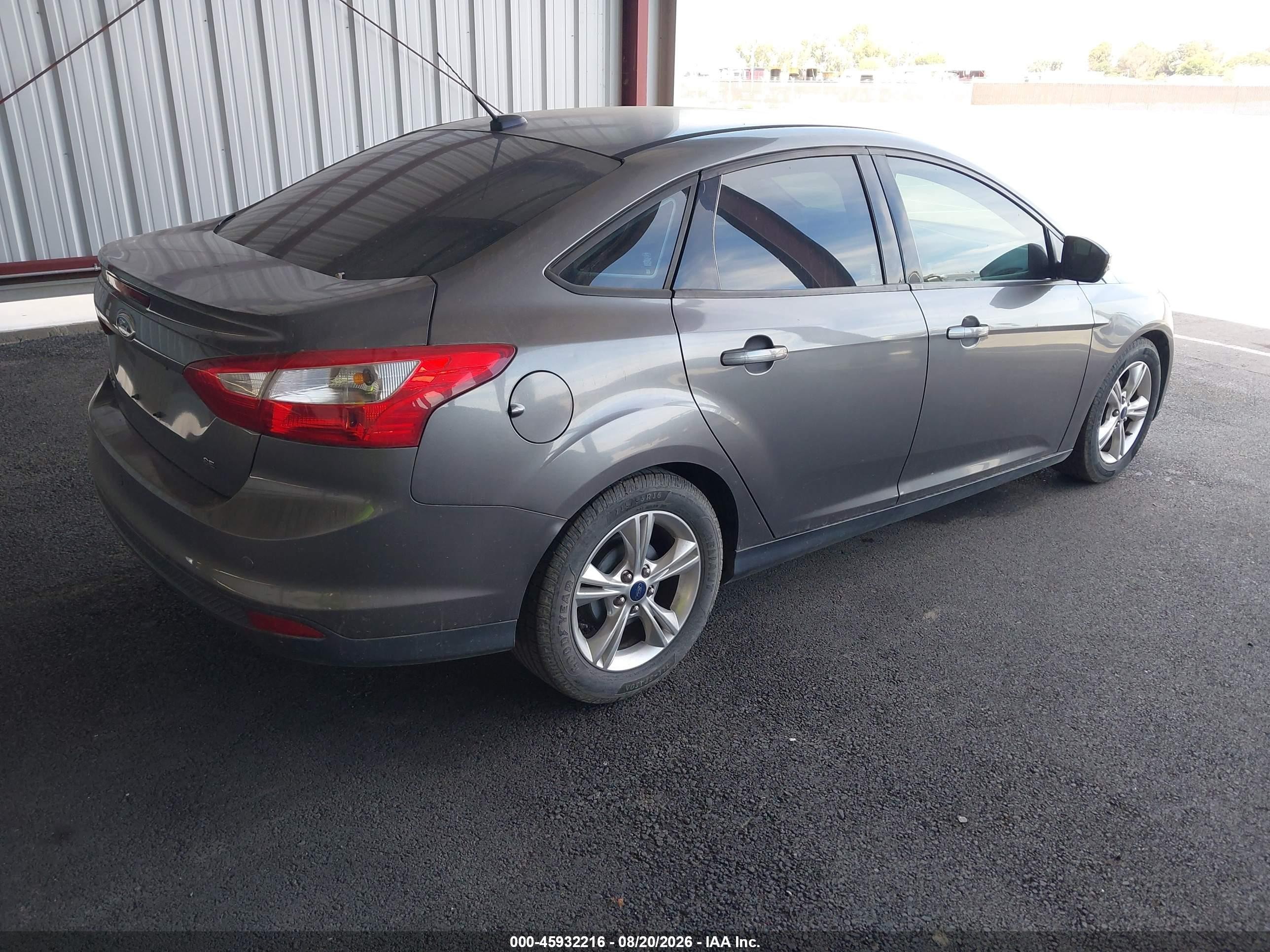 2014 Ford Focus Se Gray vin: 1FADP3F20EL272485