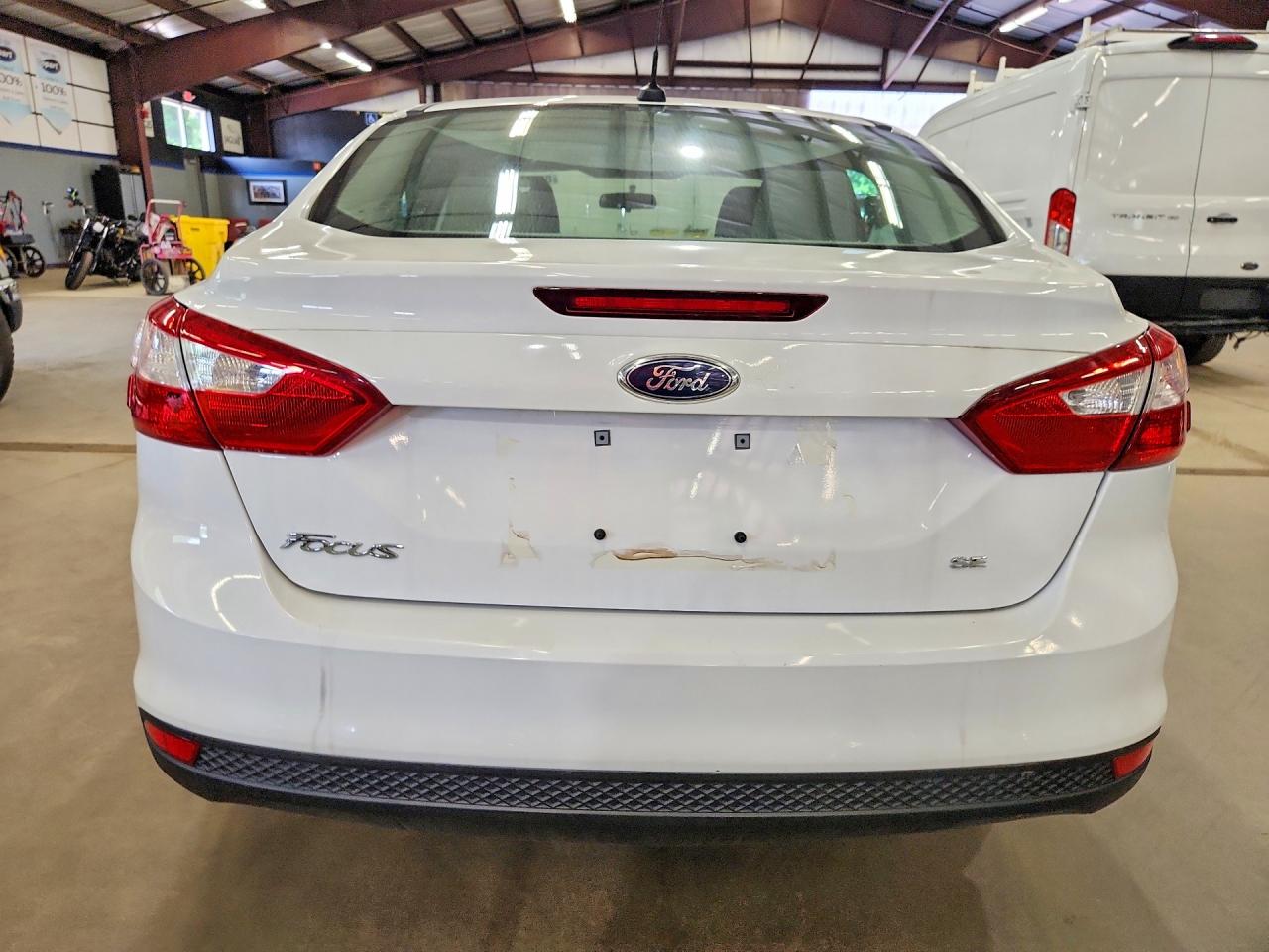 2014 Ford Focus Se White vin: 1FADP3F20EL274284