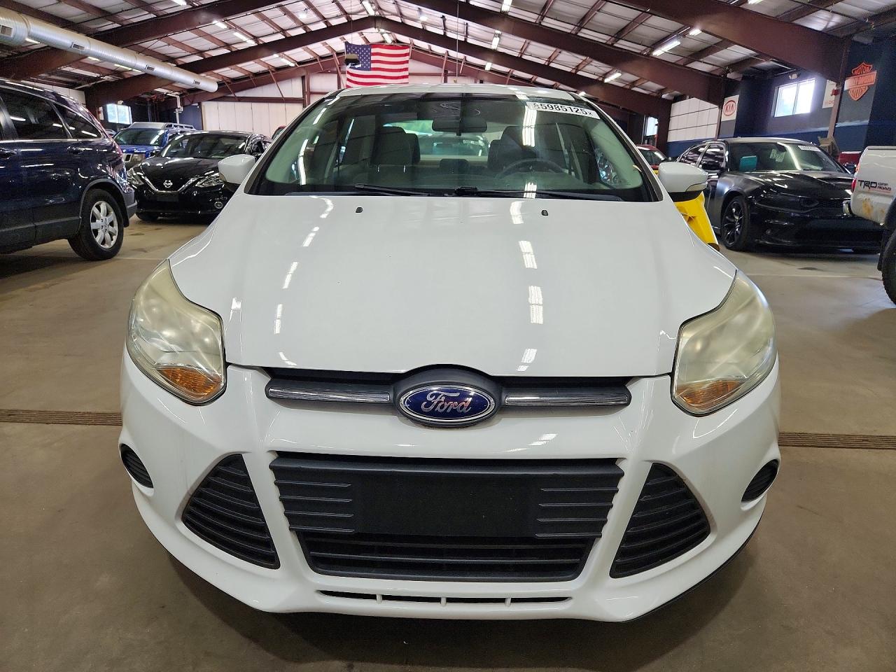 2014 Ford Focus Se White vin: 1FADP3F20EL274284