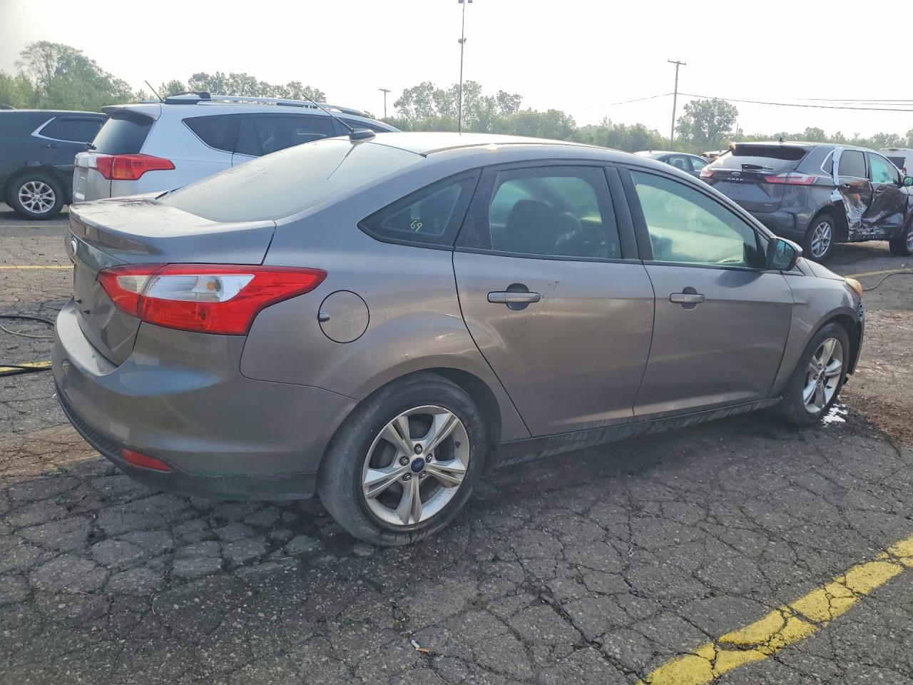 2014 Ford Focus Se Gray vin: 1FADP3F20EL275791