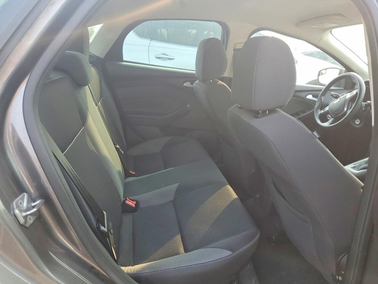 2014 Ford Focus Se Gray vin: 1FADP3F20EL275791