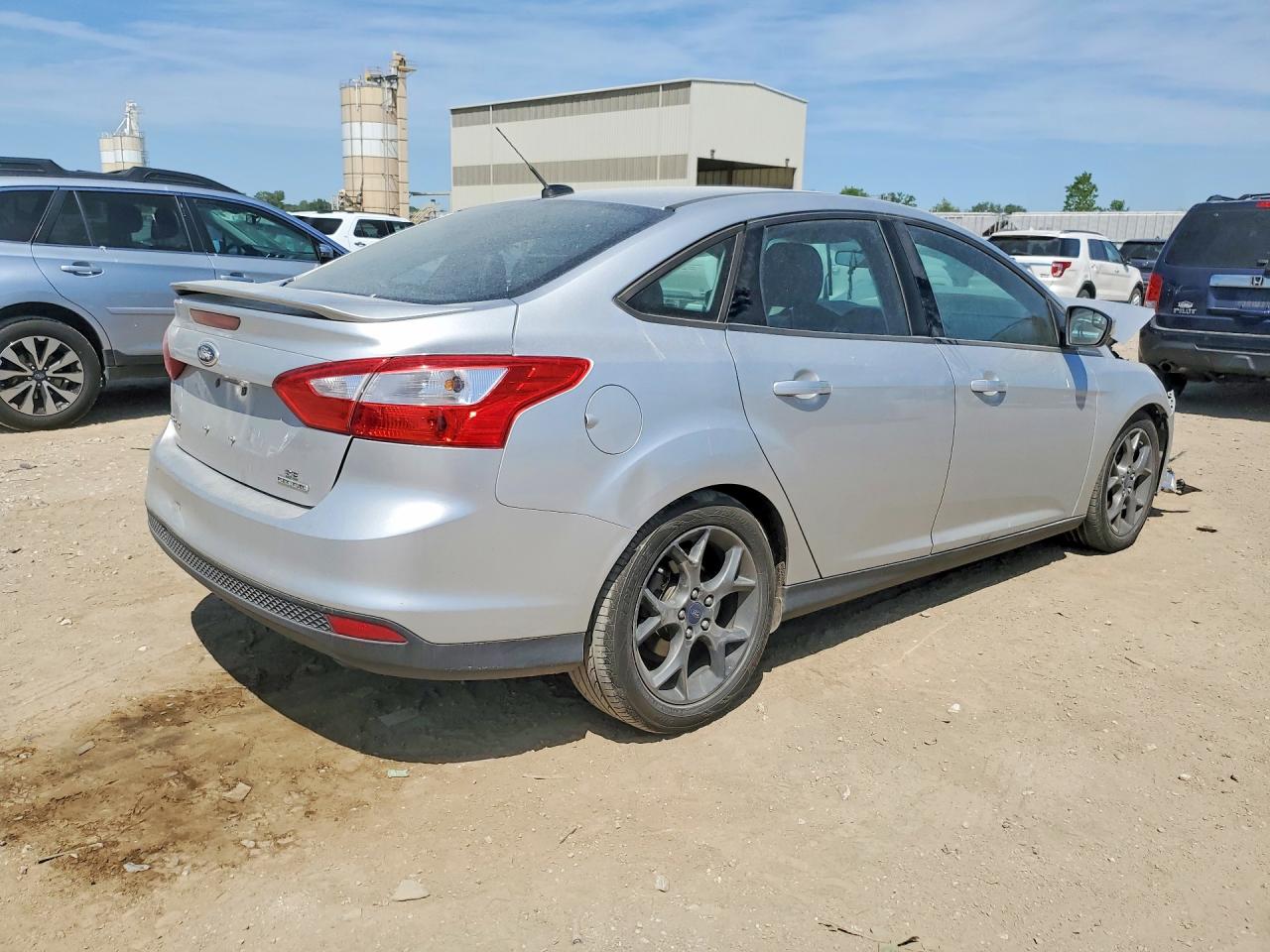 2014 Ford Focus Se Silver vin: 1FADP3F20EL288637