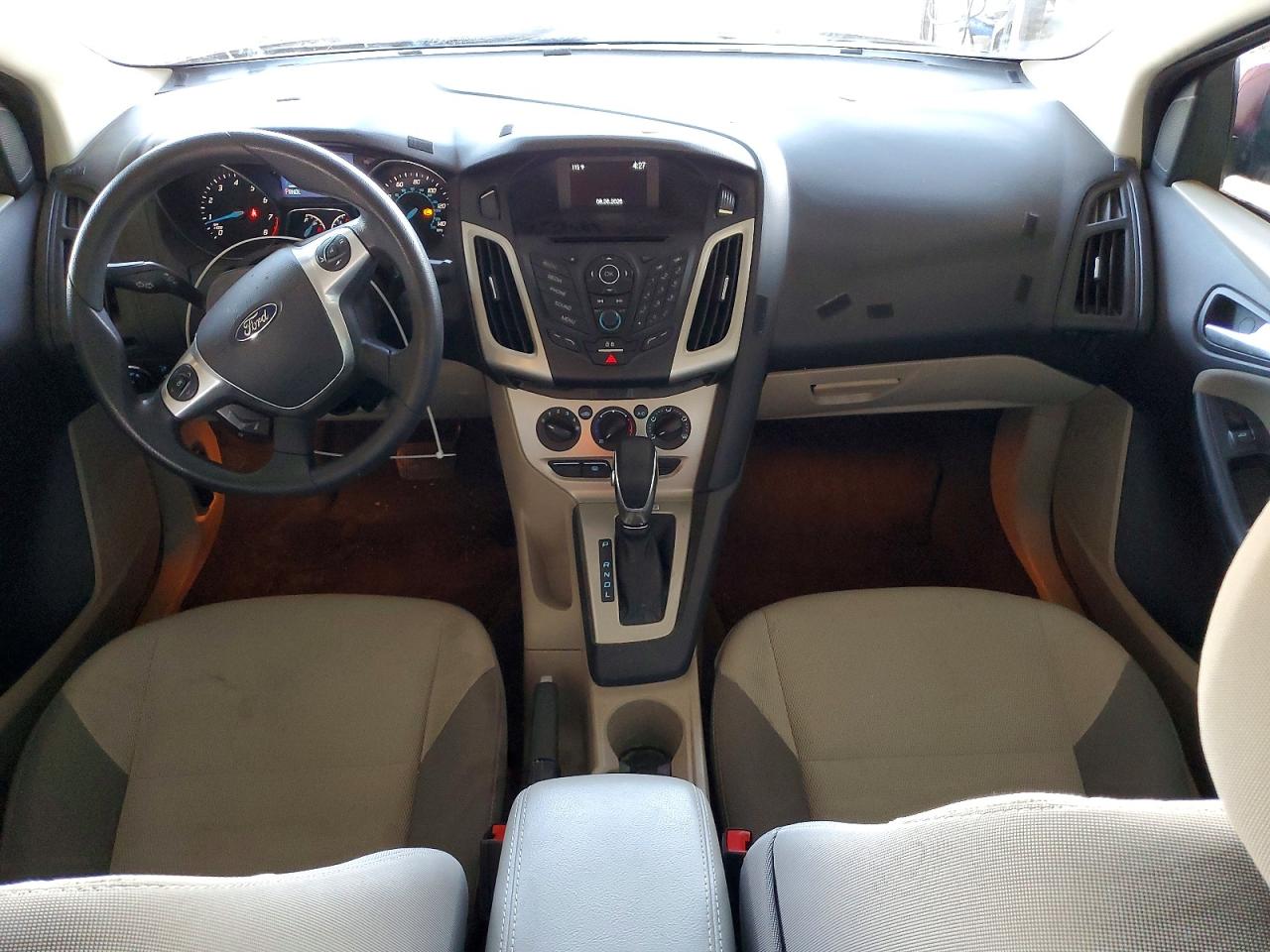 2014 Ford Focus Se Red vin: 1FADP3F20EL300401