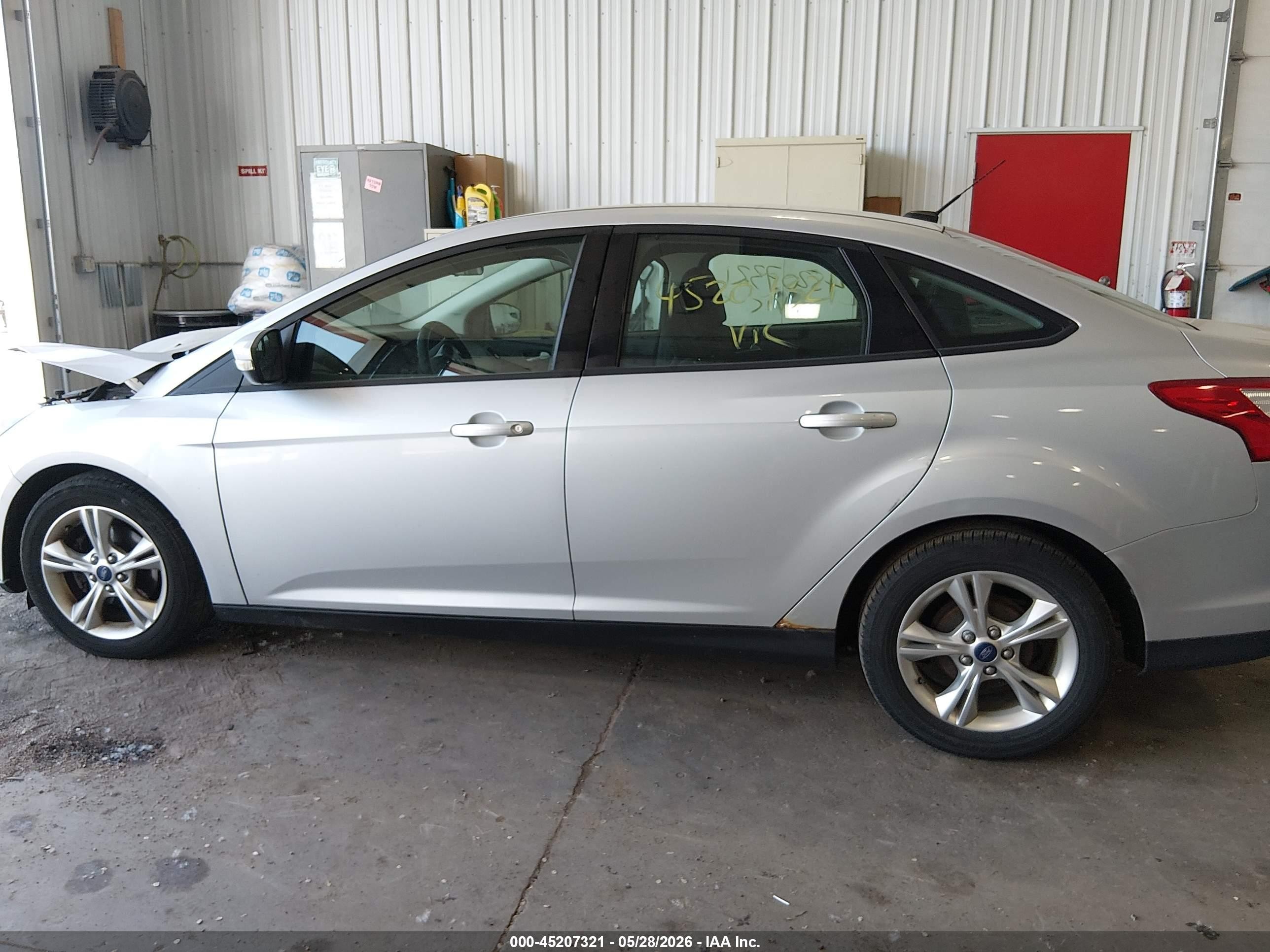 2014 Ford Focus Se Silver vin: 1FADP3F20EL311544