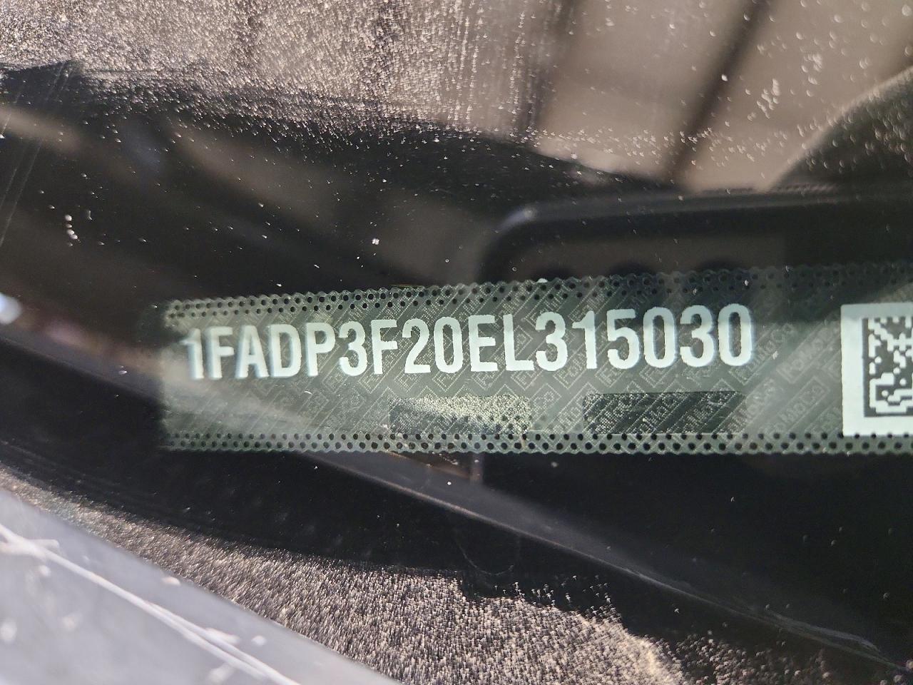 2014 Ford Focus Se Черный vin: 1FADP3F20EL315030